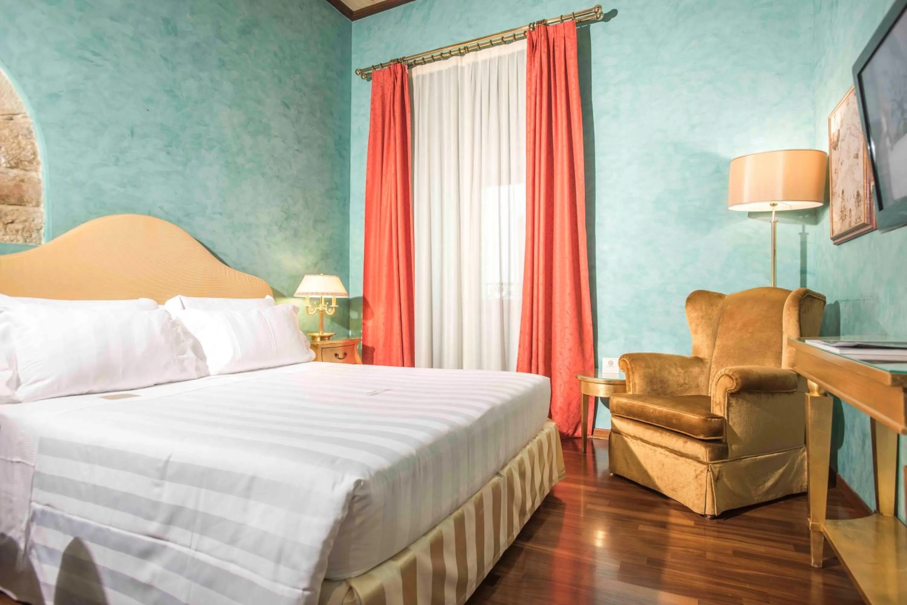 Photo of the whole room, Bed in Golden Tower Hotel & Spa