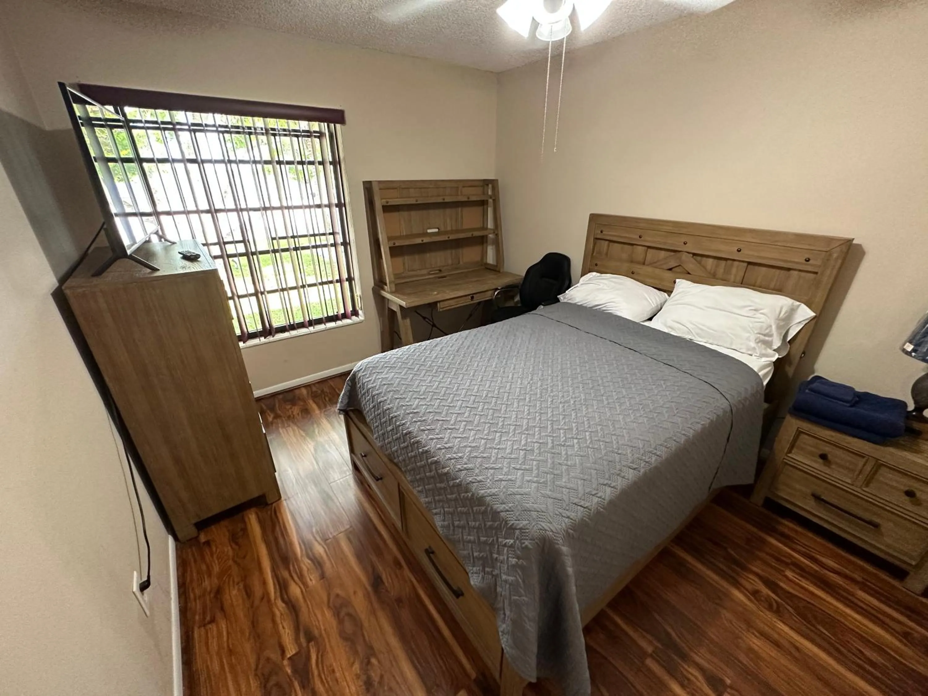 Bed in 82-10SW 135AV