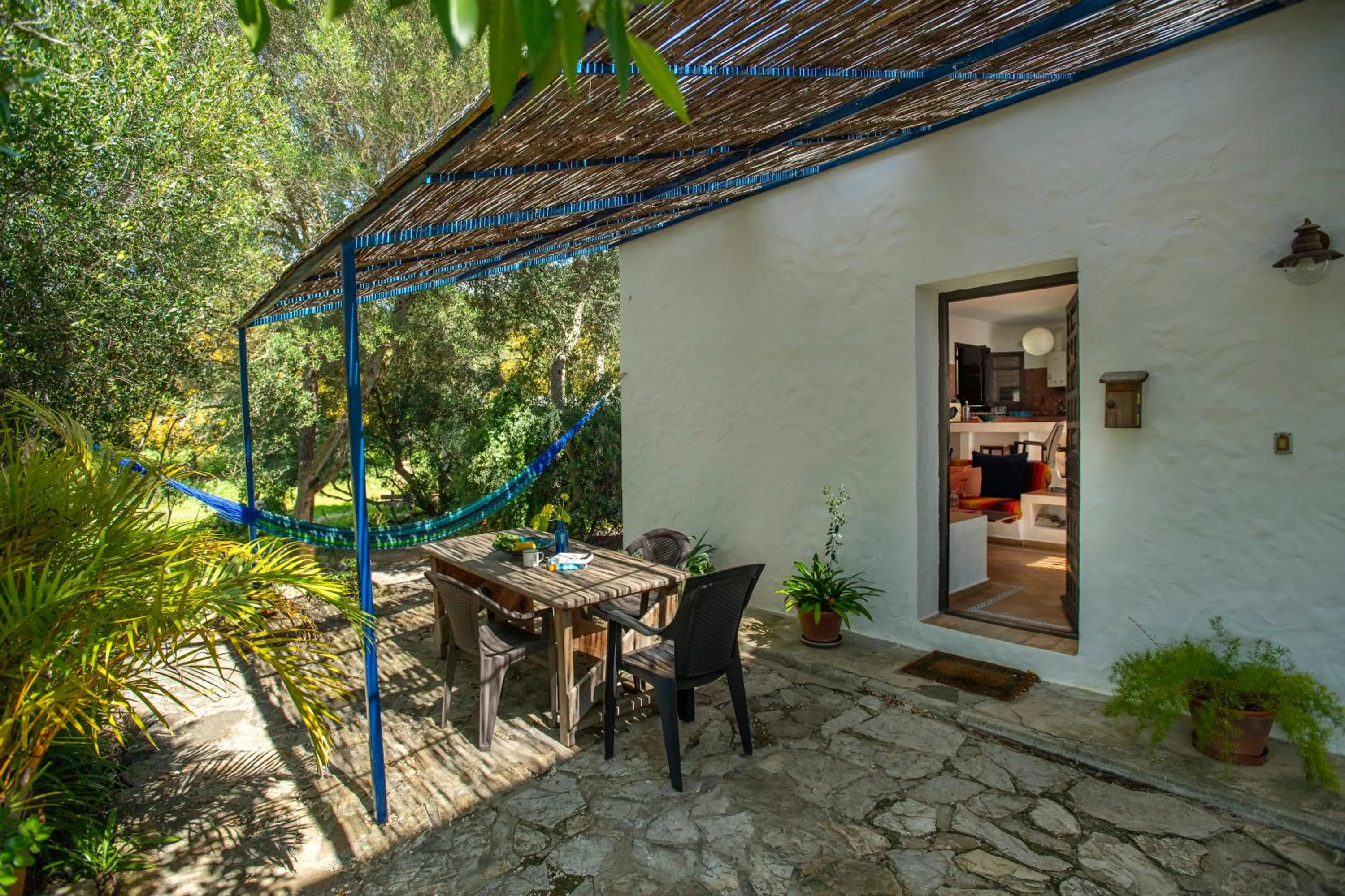 Property building in Casas Karen
