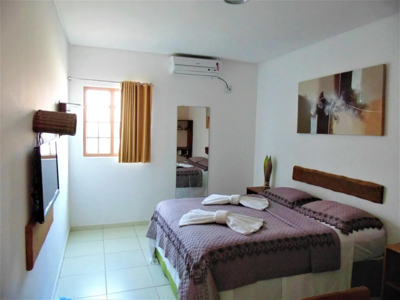 Photo of the whole room, Bed in Pousada Paraiso da Barra