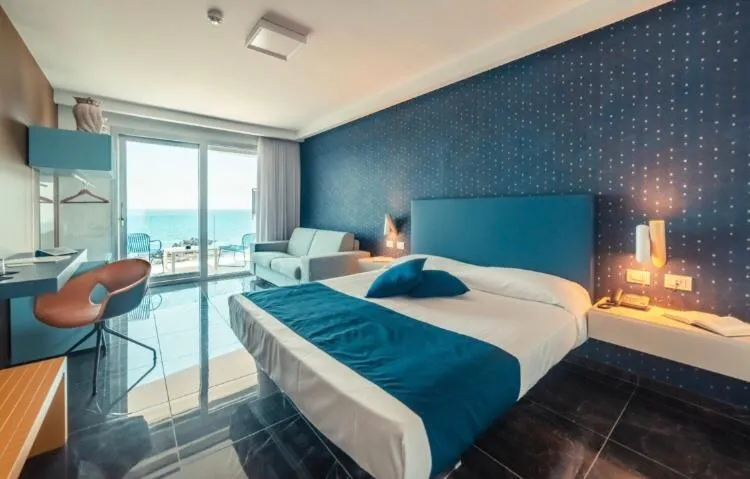 Bed in Nautilus Hotel