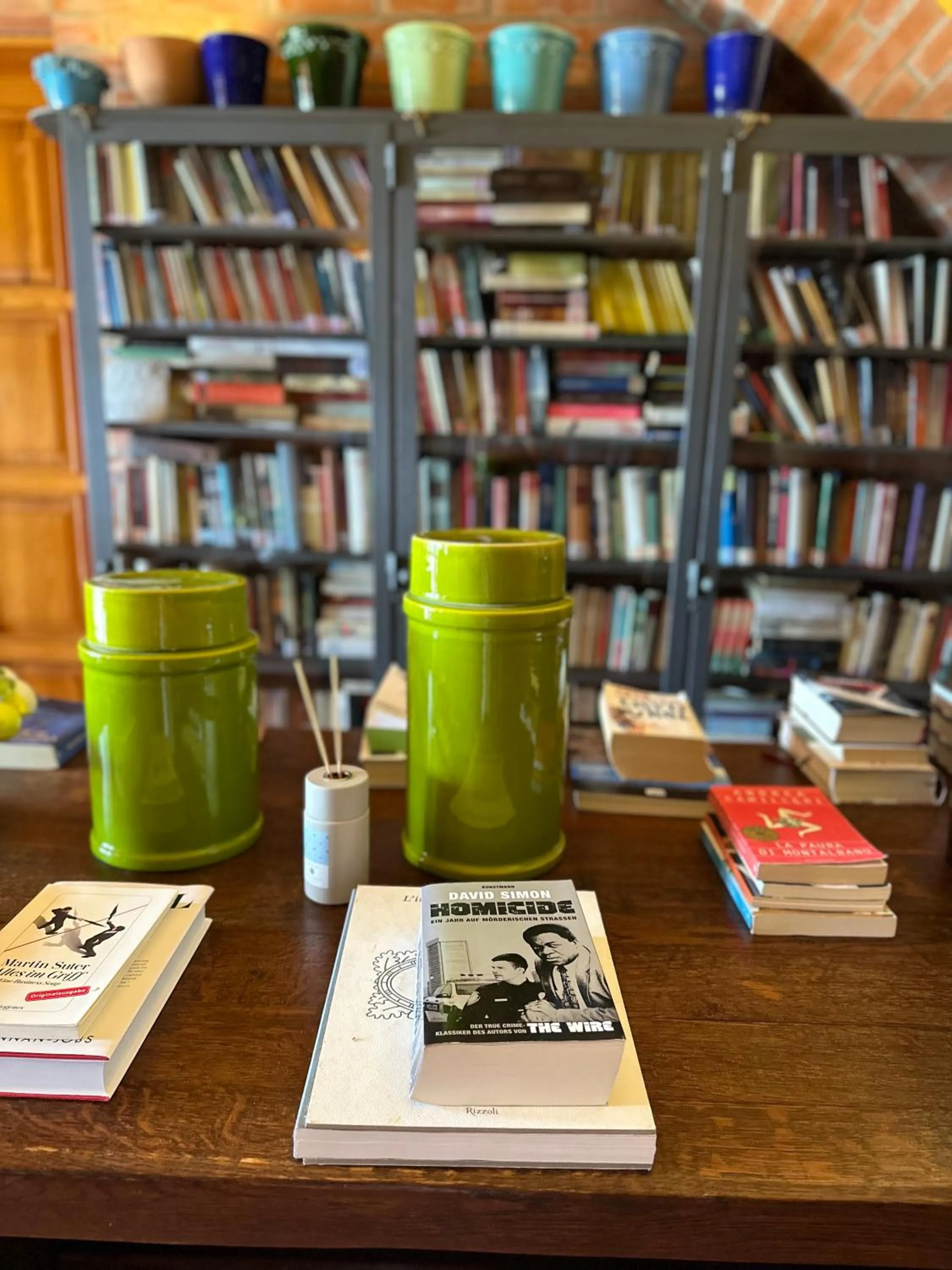 Library in Relais San Damian