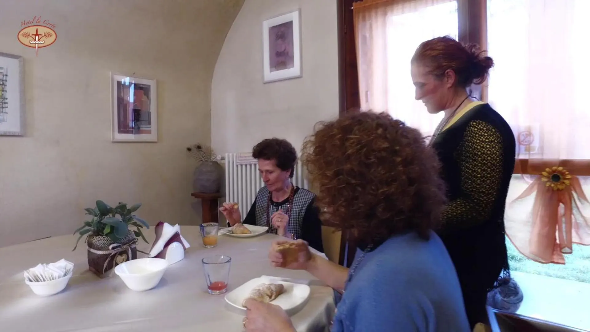 Continental breakfast in Hotel La Corte