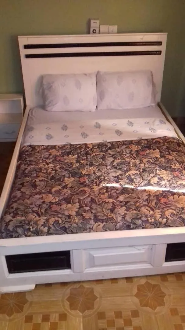 Bed in Gya-son Royal Guest House