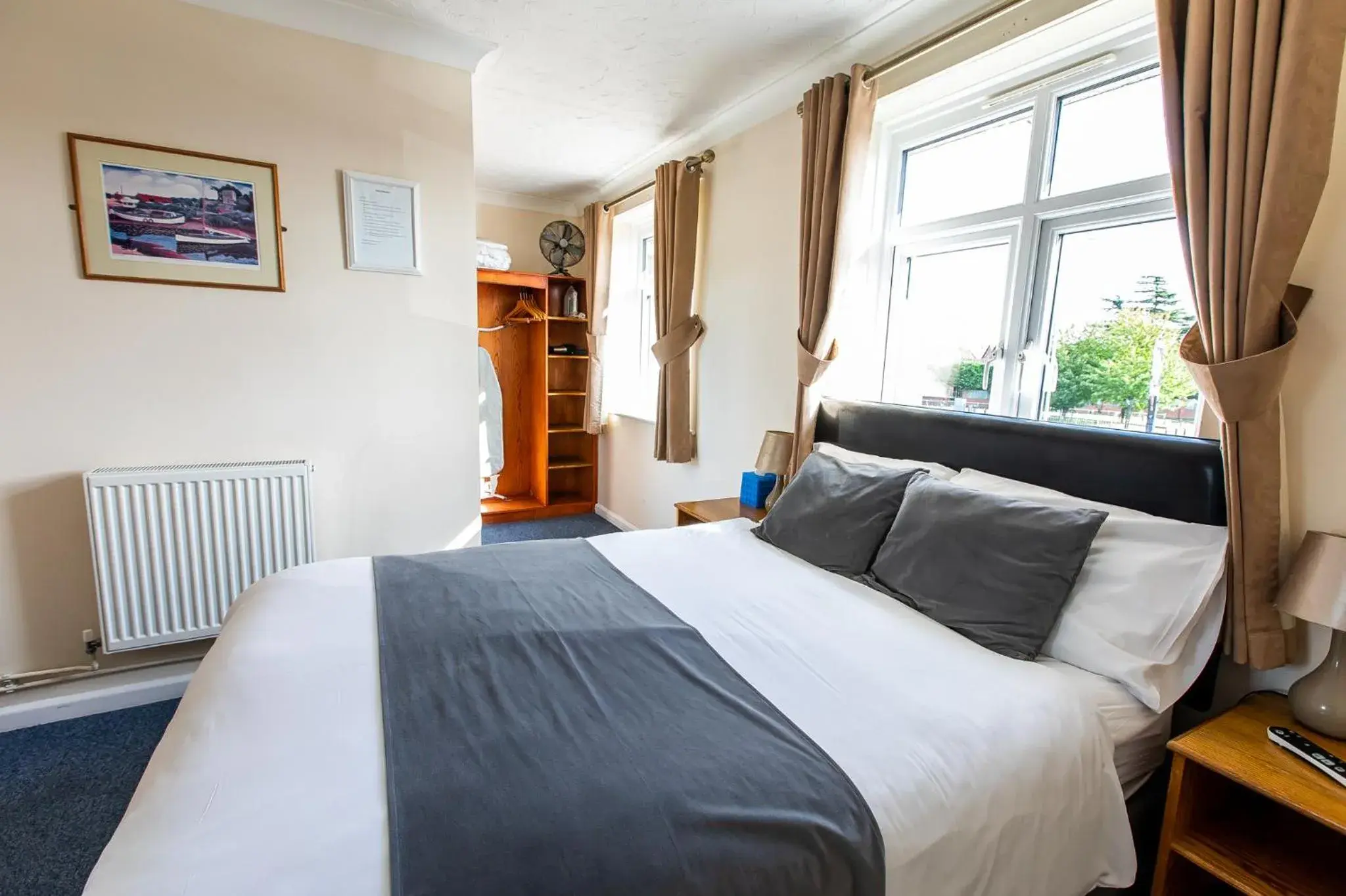 Double en suite in Blue Boar Inn Double en suite in Blue Boar Inn