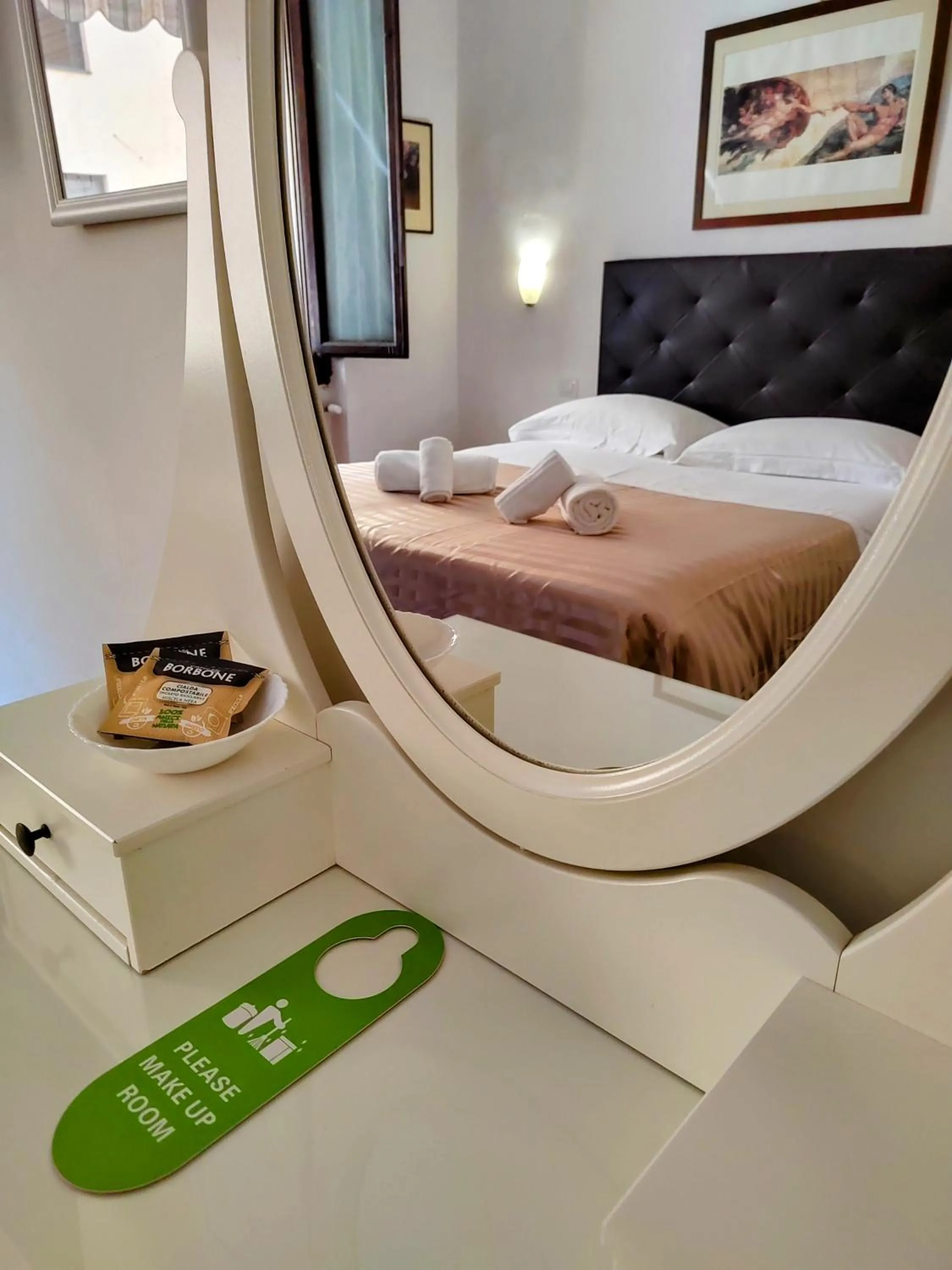 Decorative detail, Bed in Residenza Martin