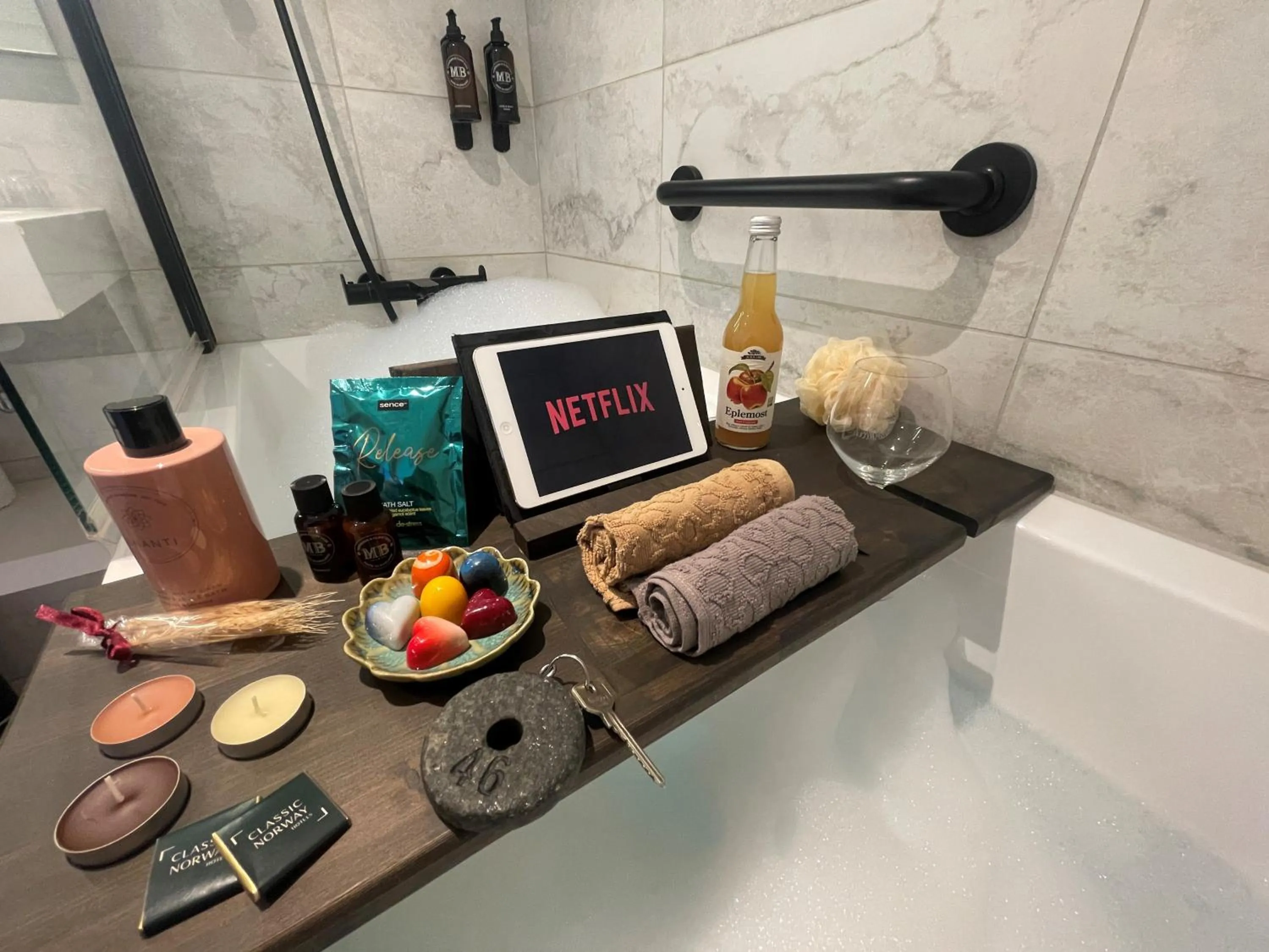 Bathroom in Aksjemøllen - by Classic Norway Hotels