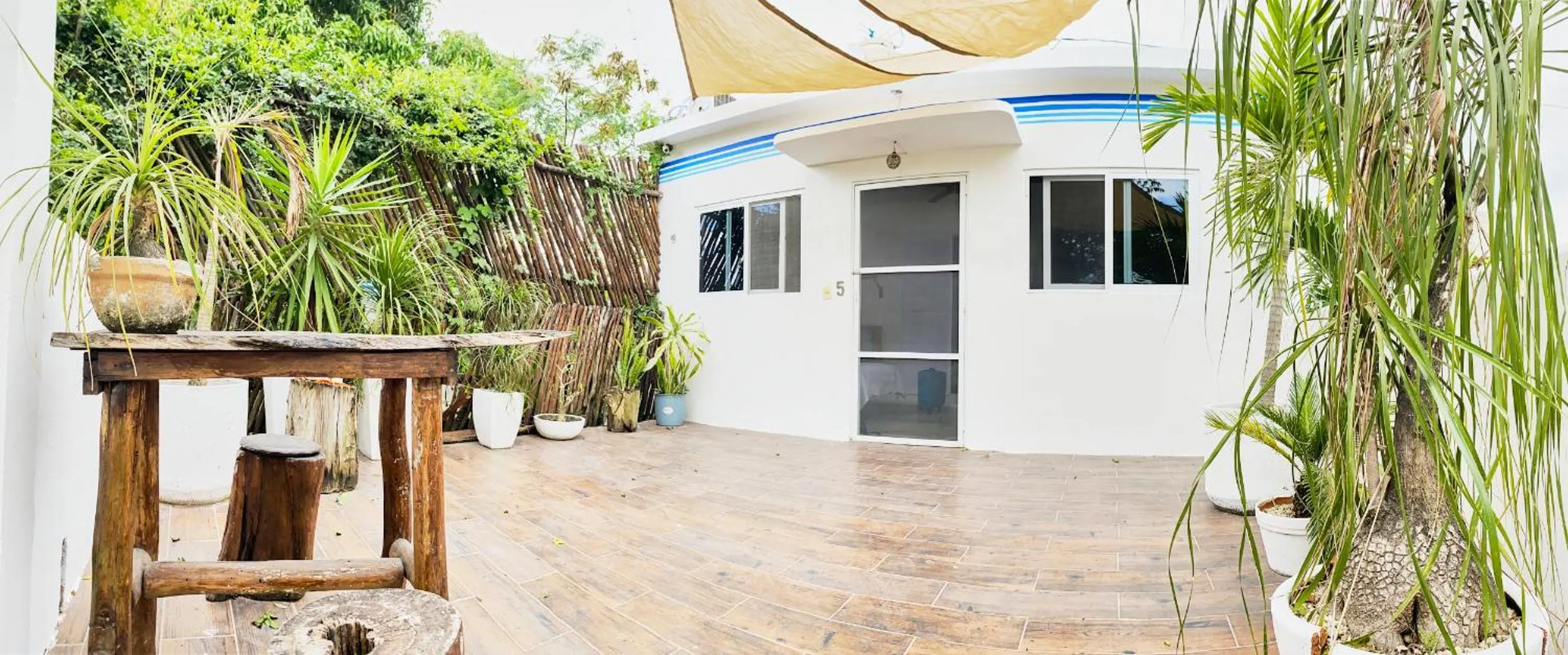 Balcony/Terrace in Aljanna House