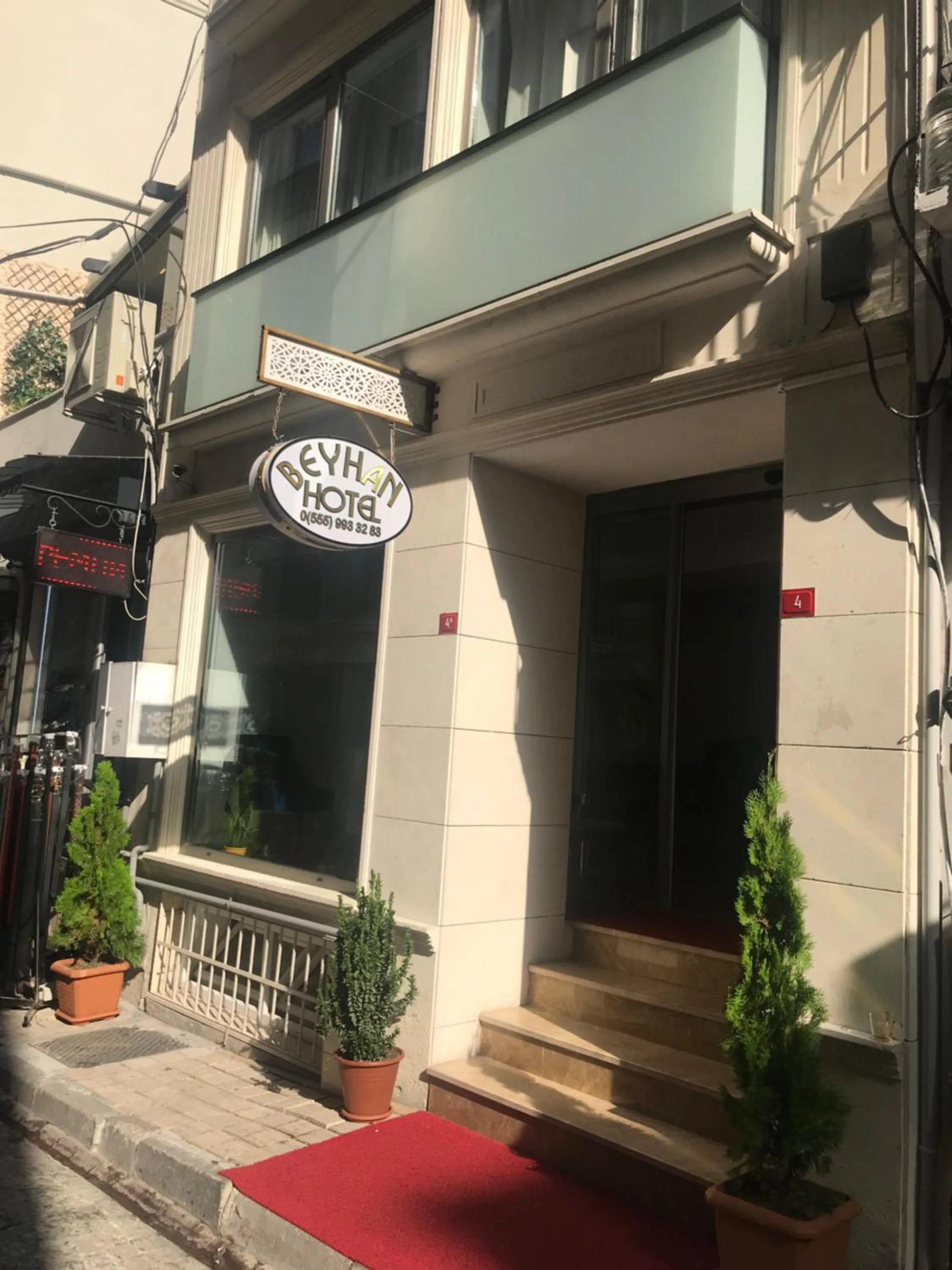 Facade/entrance in Beyhan Hotel