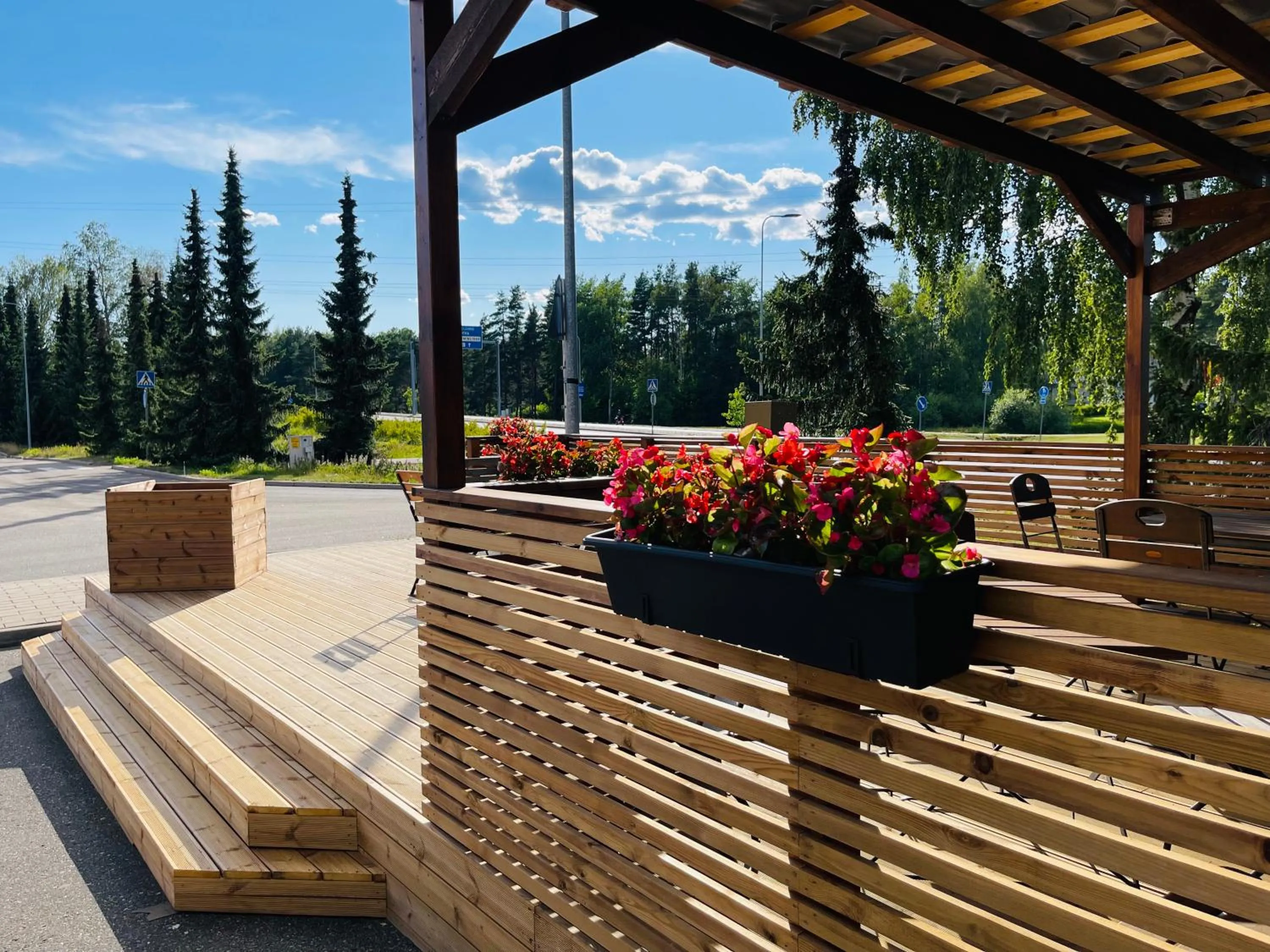 BBQ facilities in Hotel Jokipuisto