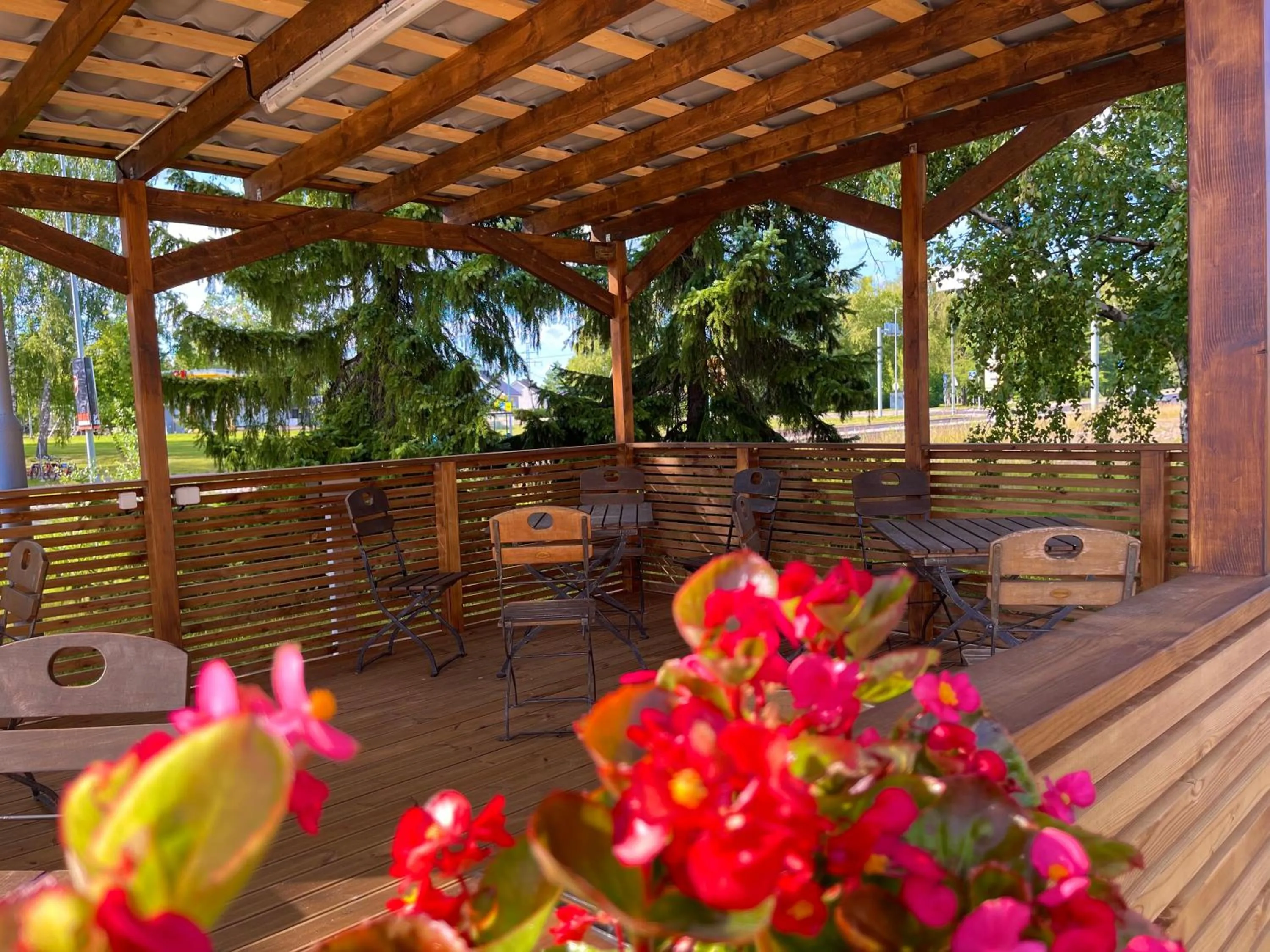 BBQ facilities in Hotel Jokipuisto