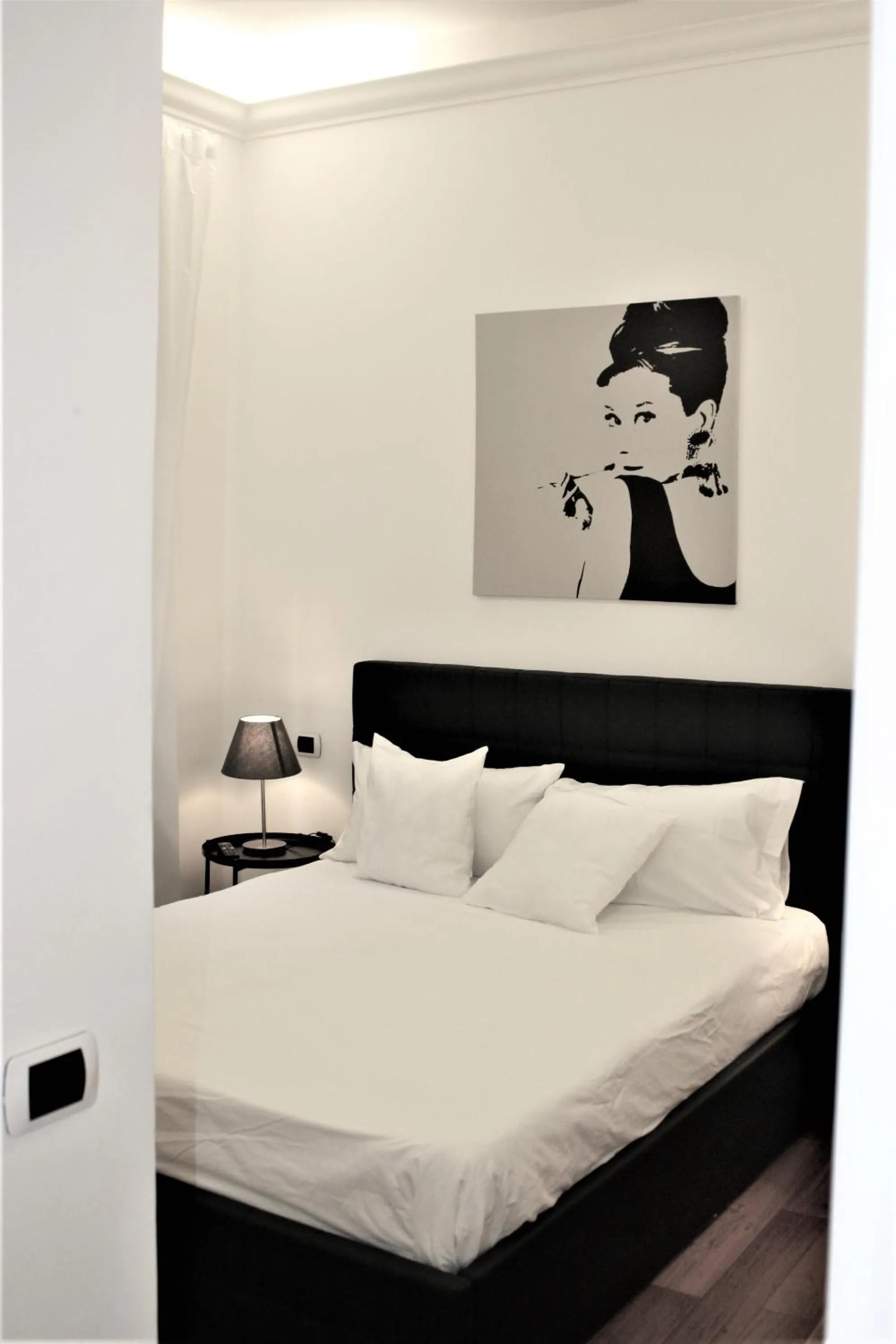 Bed in Domus Caecilia - via Cola di Rienzo