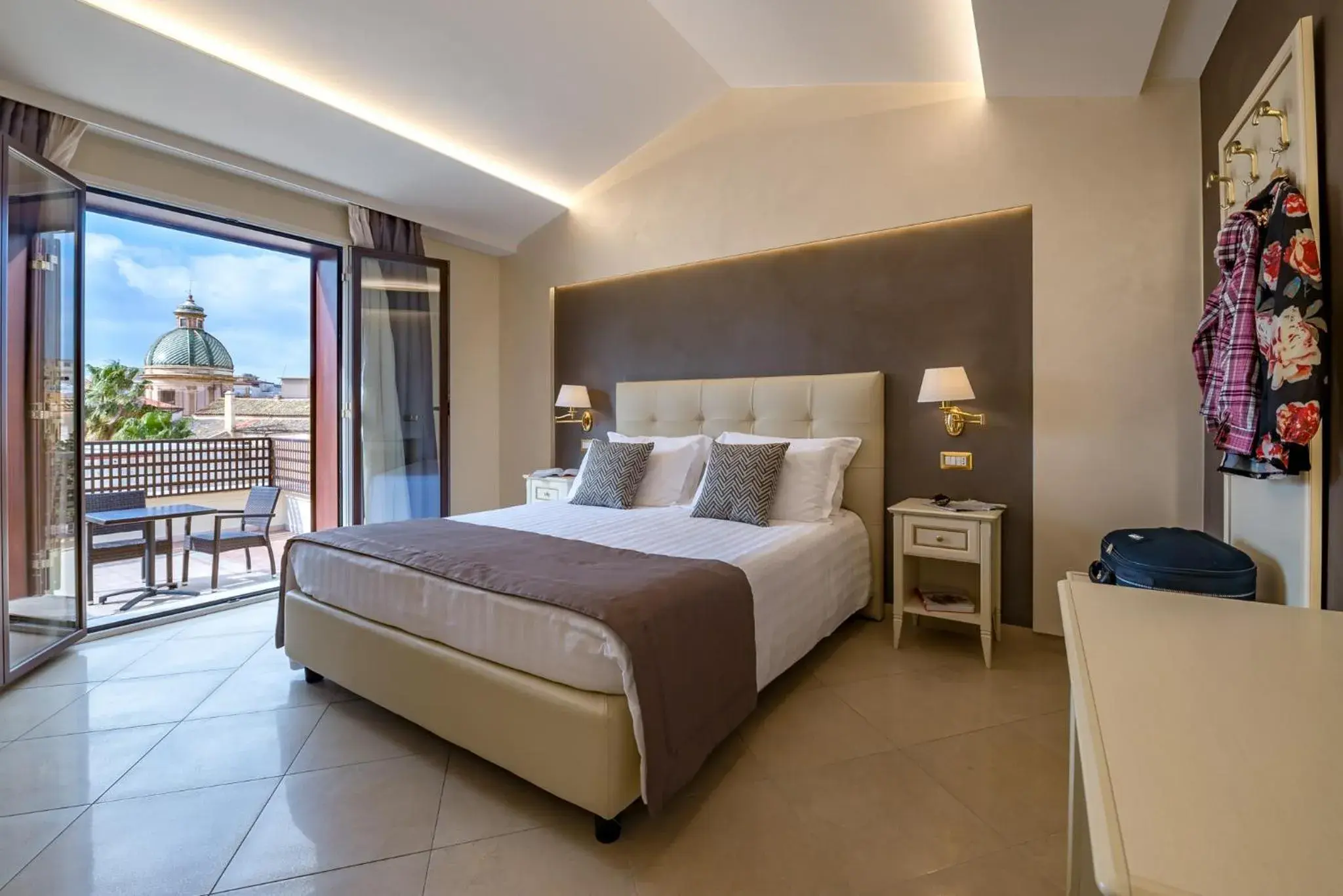 Junior Suite with Terrace - single occupancy in Vittorio Emanuele Boutique Hotel Junior Suite with Terrace - single occupancy in Vittorio Emanuele Boutique Hotel