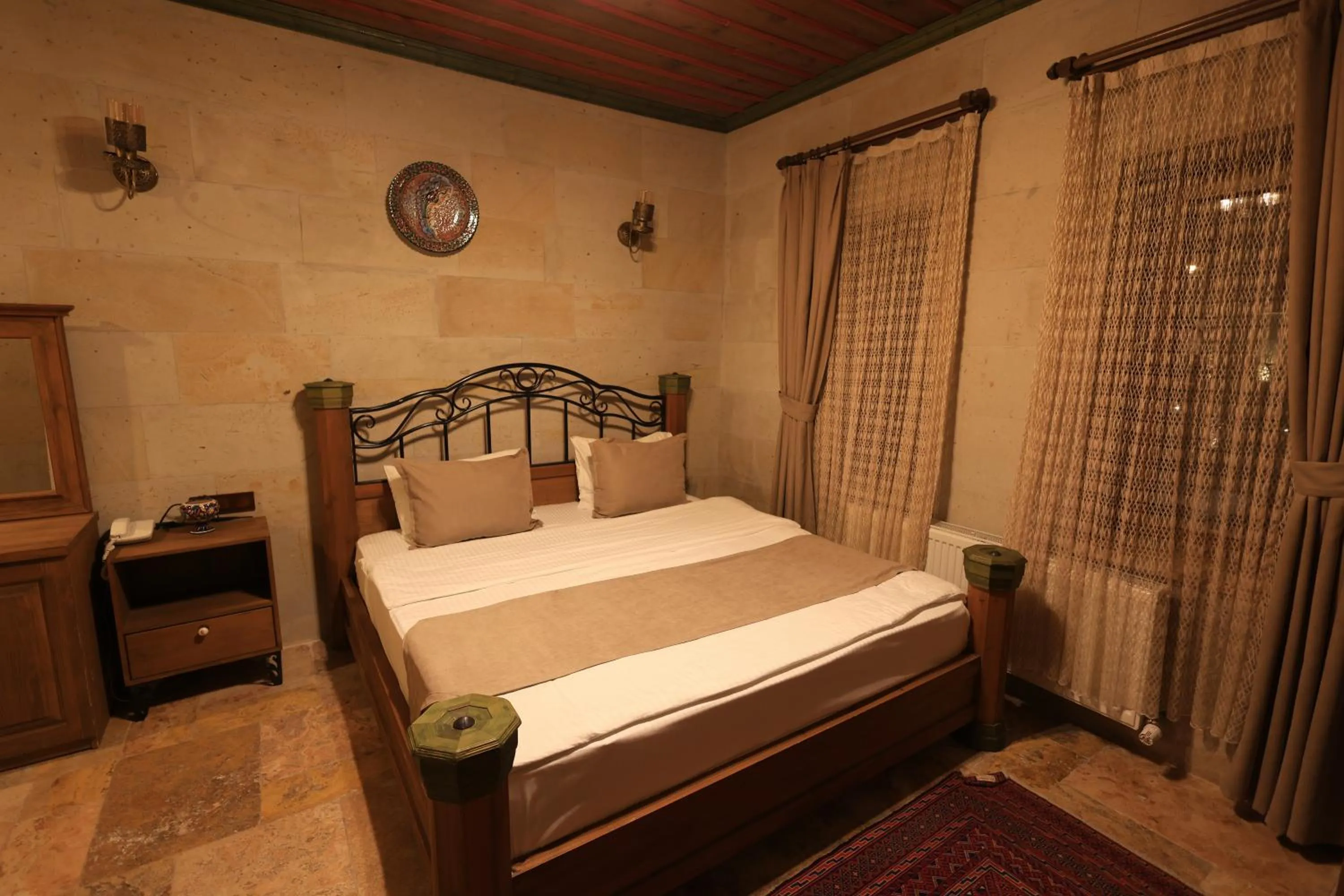 Bed in Katapa Stone House