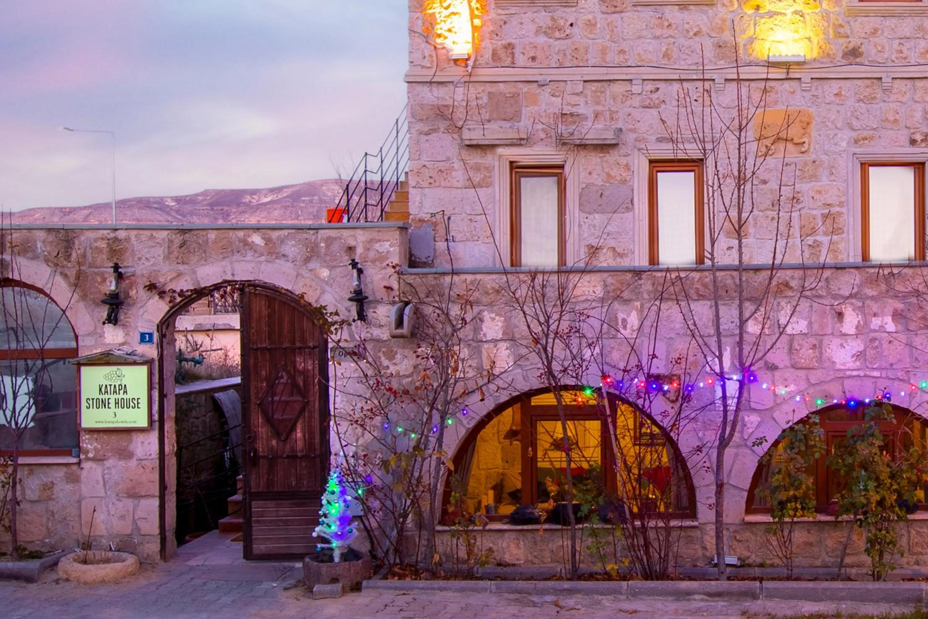 Property building in Katapa Stone House