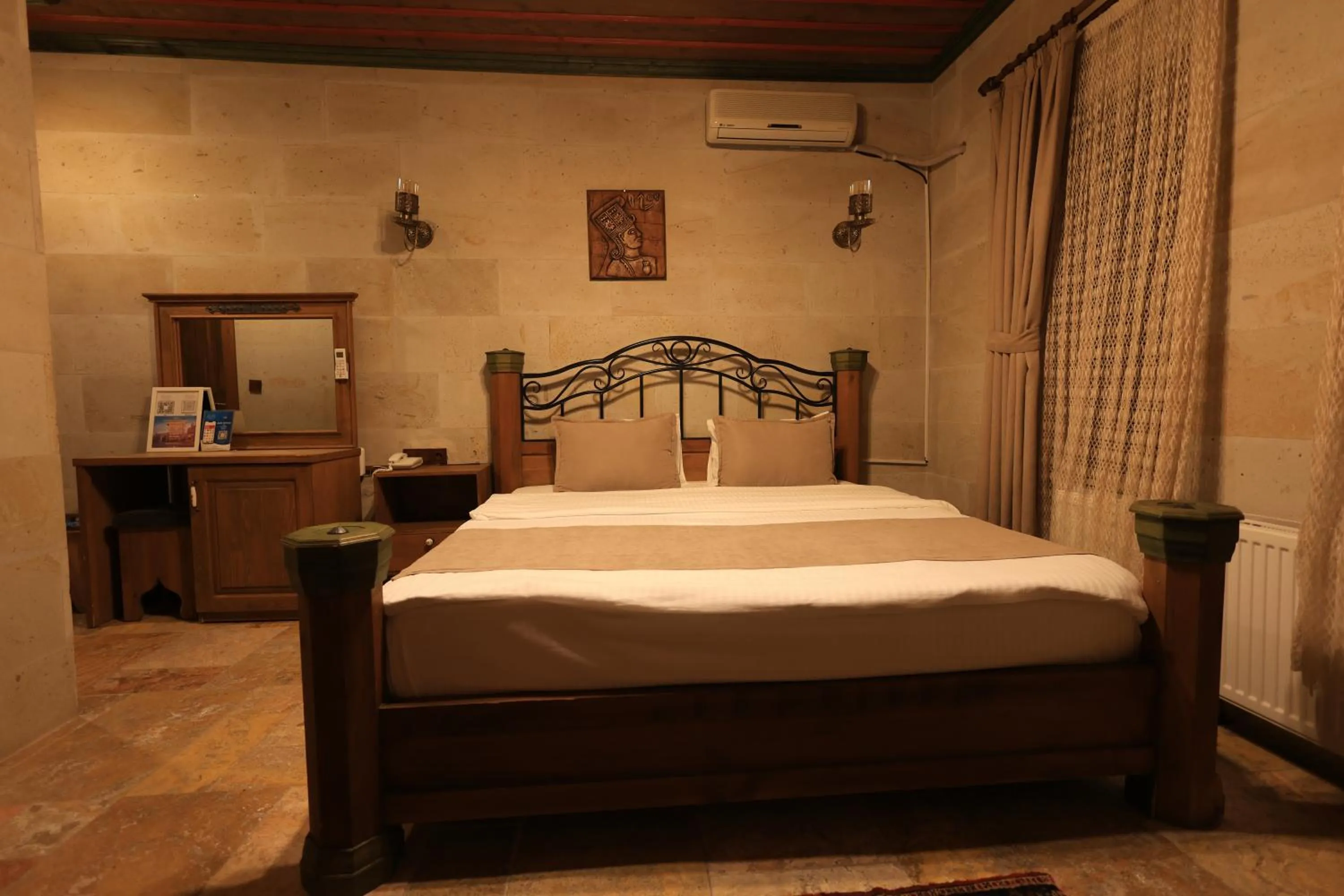 Bed in Katapa Stone House