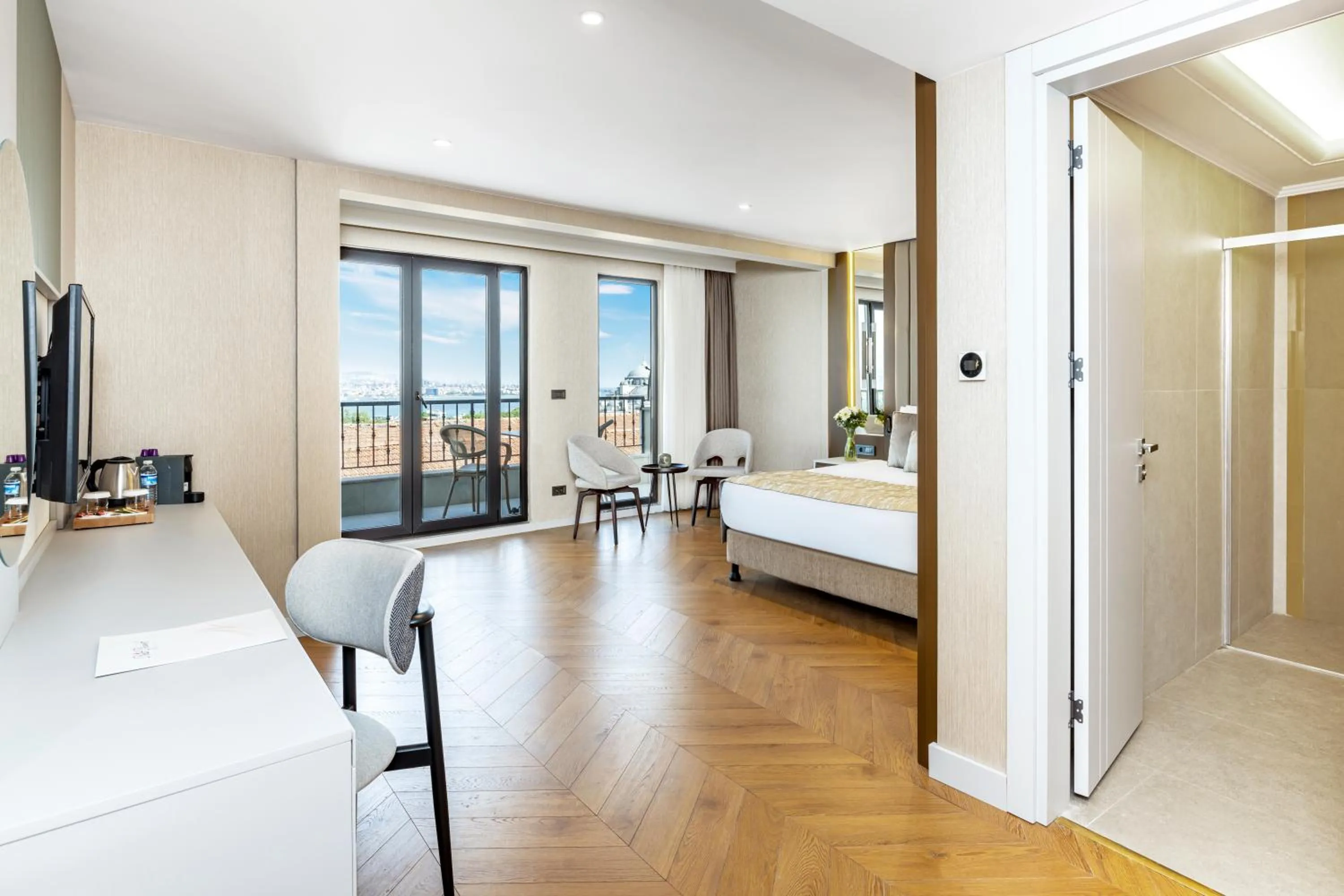 Photo of the whole room, Bed in Rast Hotel Sultanahmet