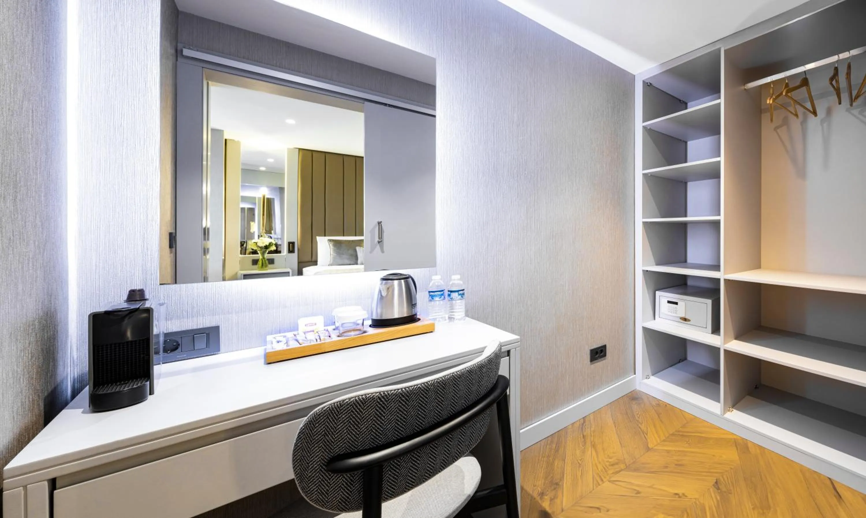 Coffee/tea facilities in Rast Hotel Sultanahmet