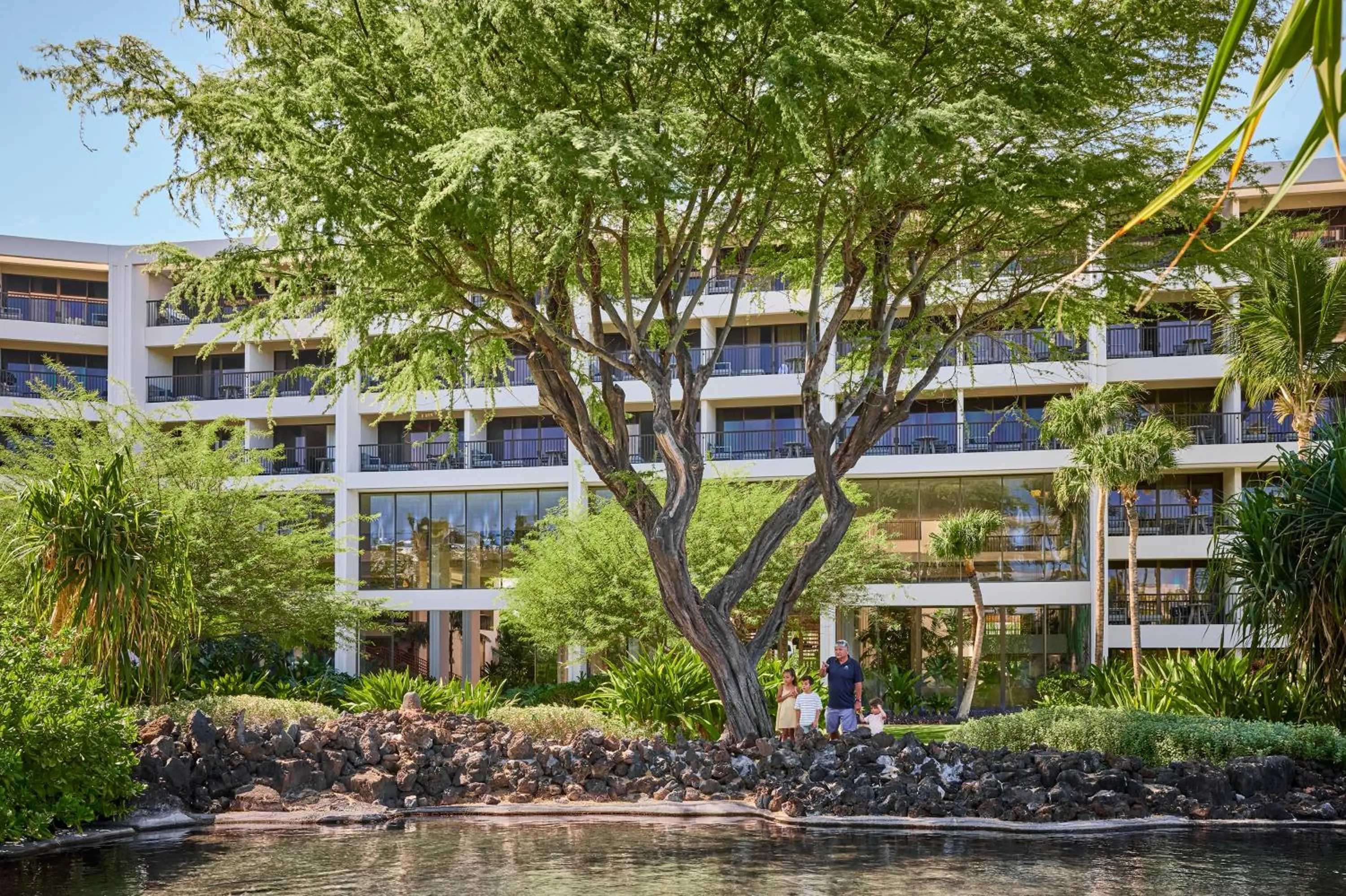 People in Mauna Lani, Auberge Collection
