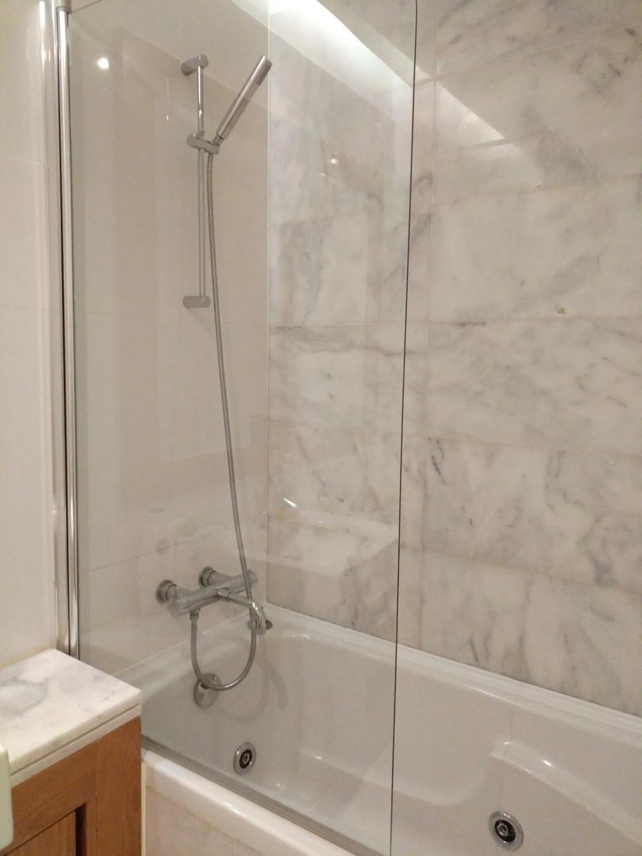 Nice duplex apartment with free pool and garage