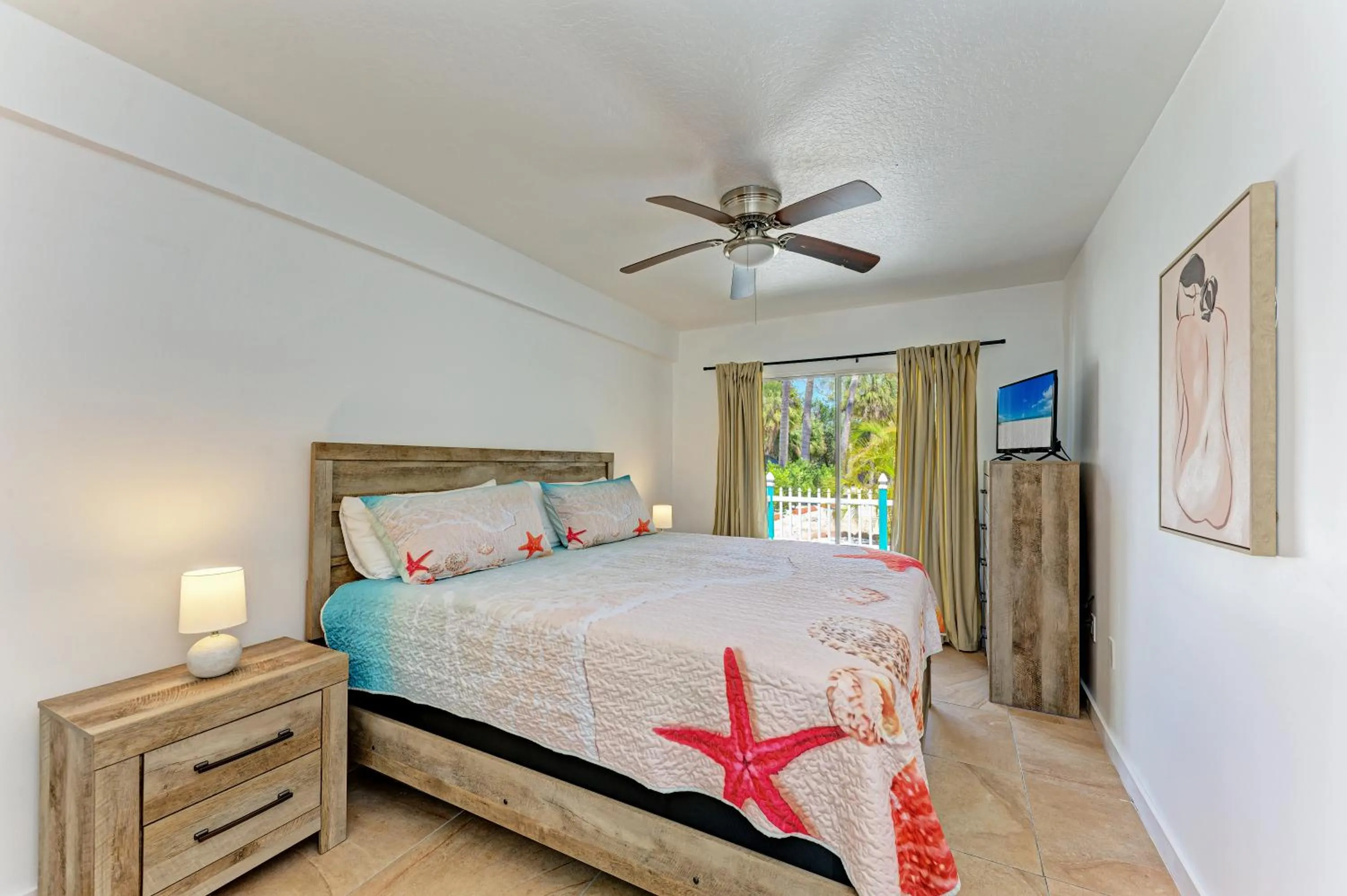 Bedroom, Bed in The Ringling Beach House