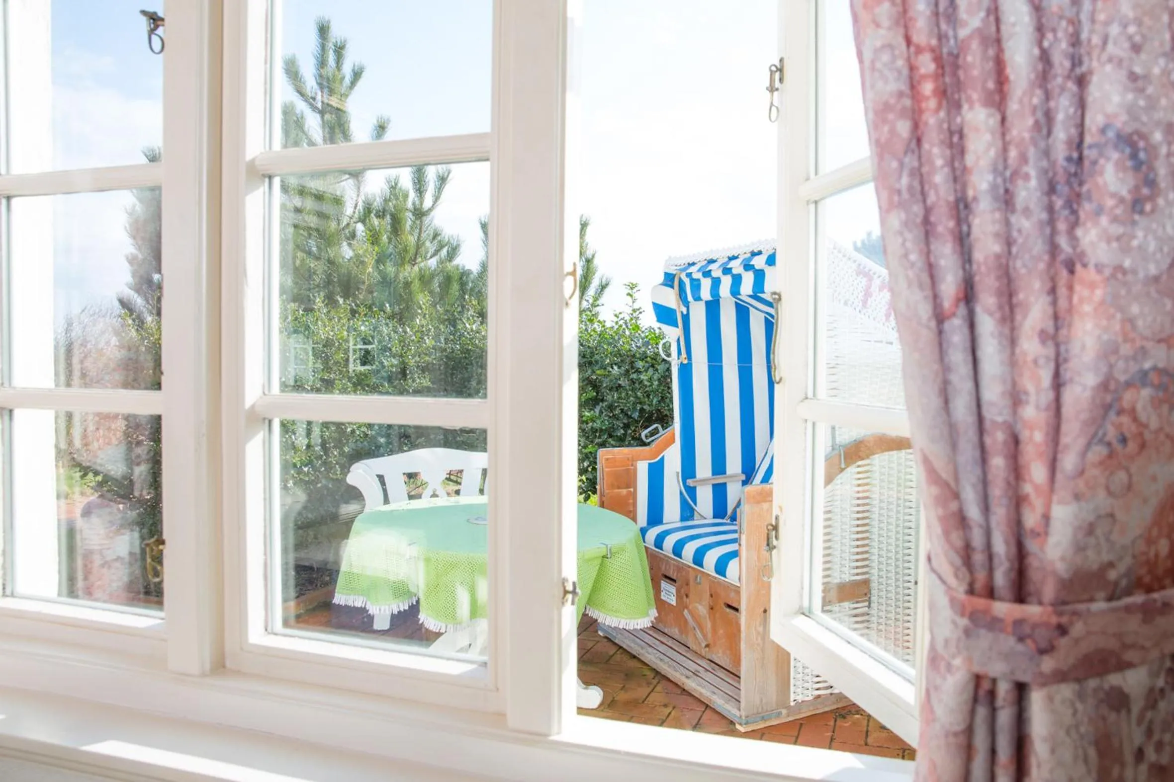 Apartment 4 with Sea View in Haus Amanda