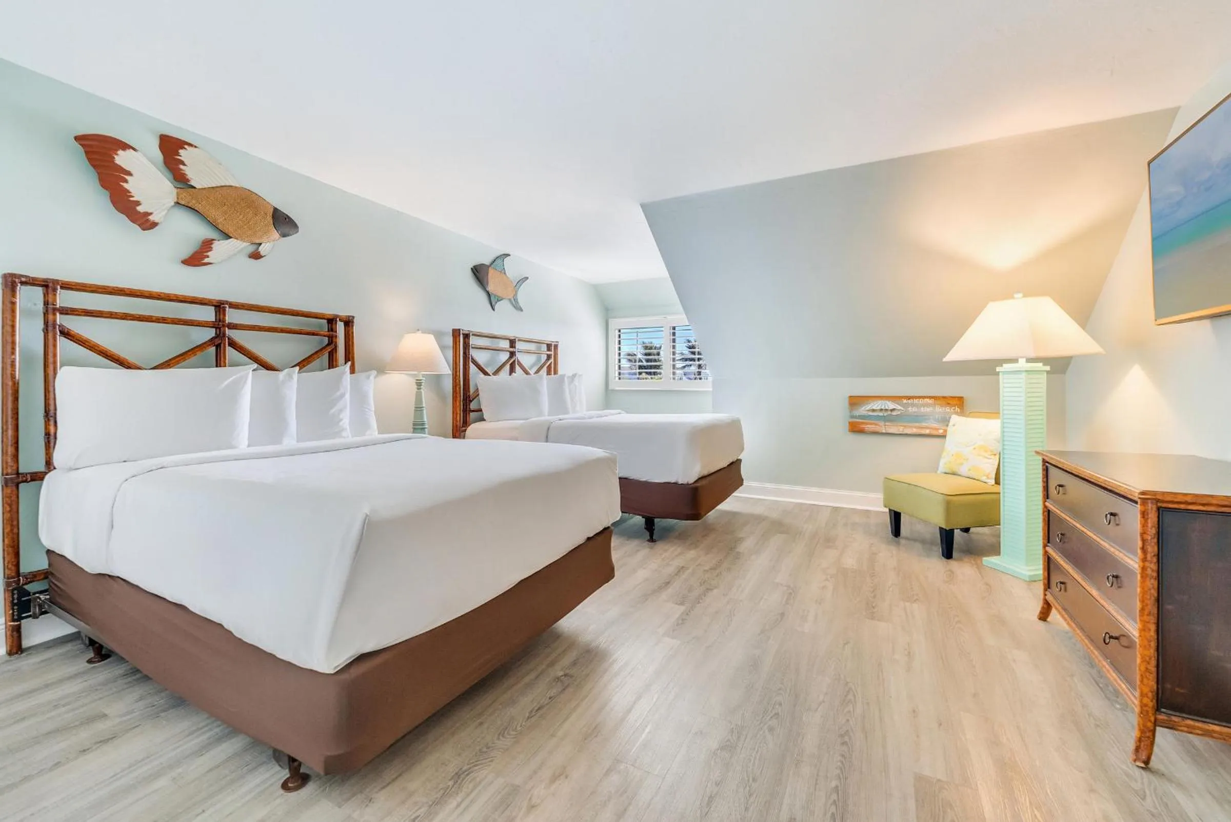 Bedroom, Bed in South Seas