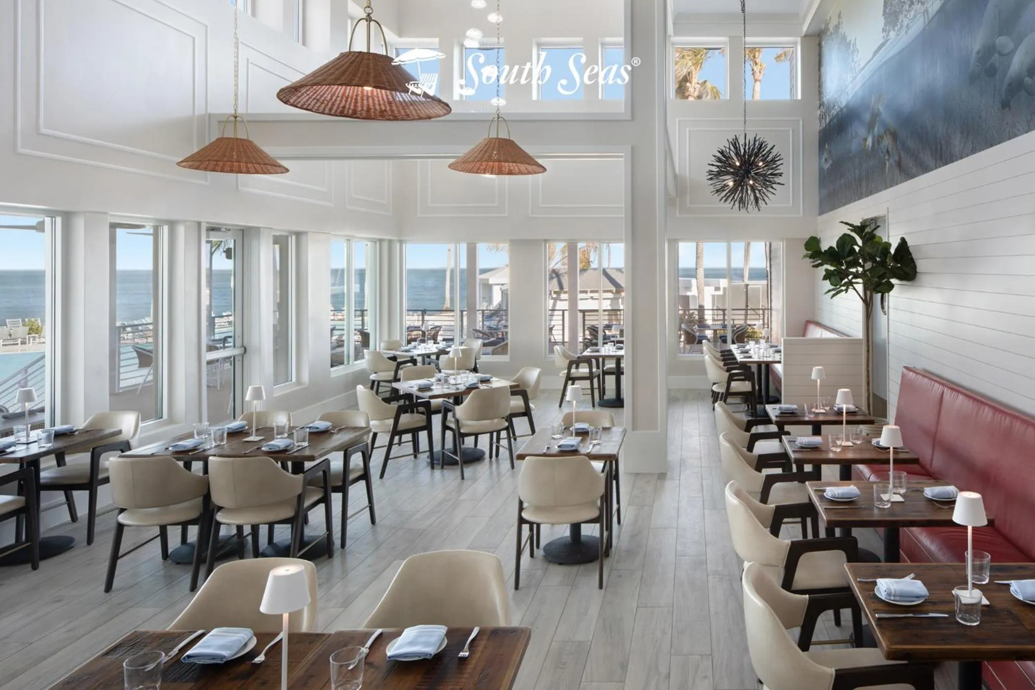 Restaurant/places to eat in South Seas