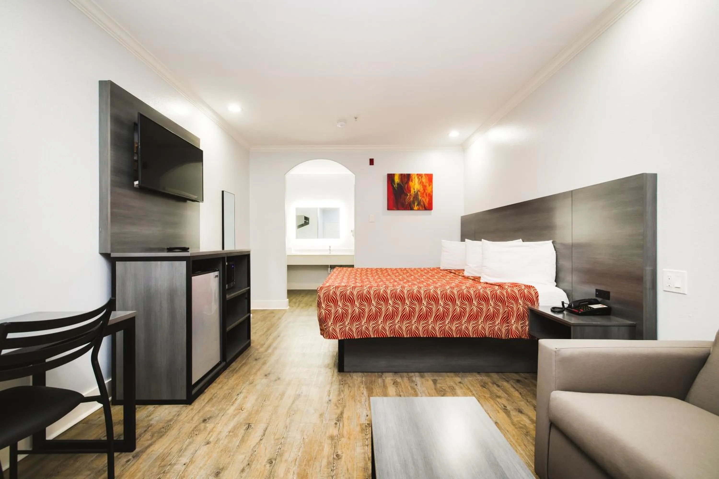 Photo of the whole room, Bed in Palace Inn 290 - Fairbanks