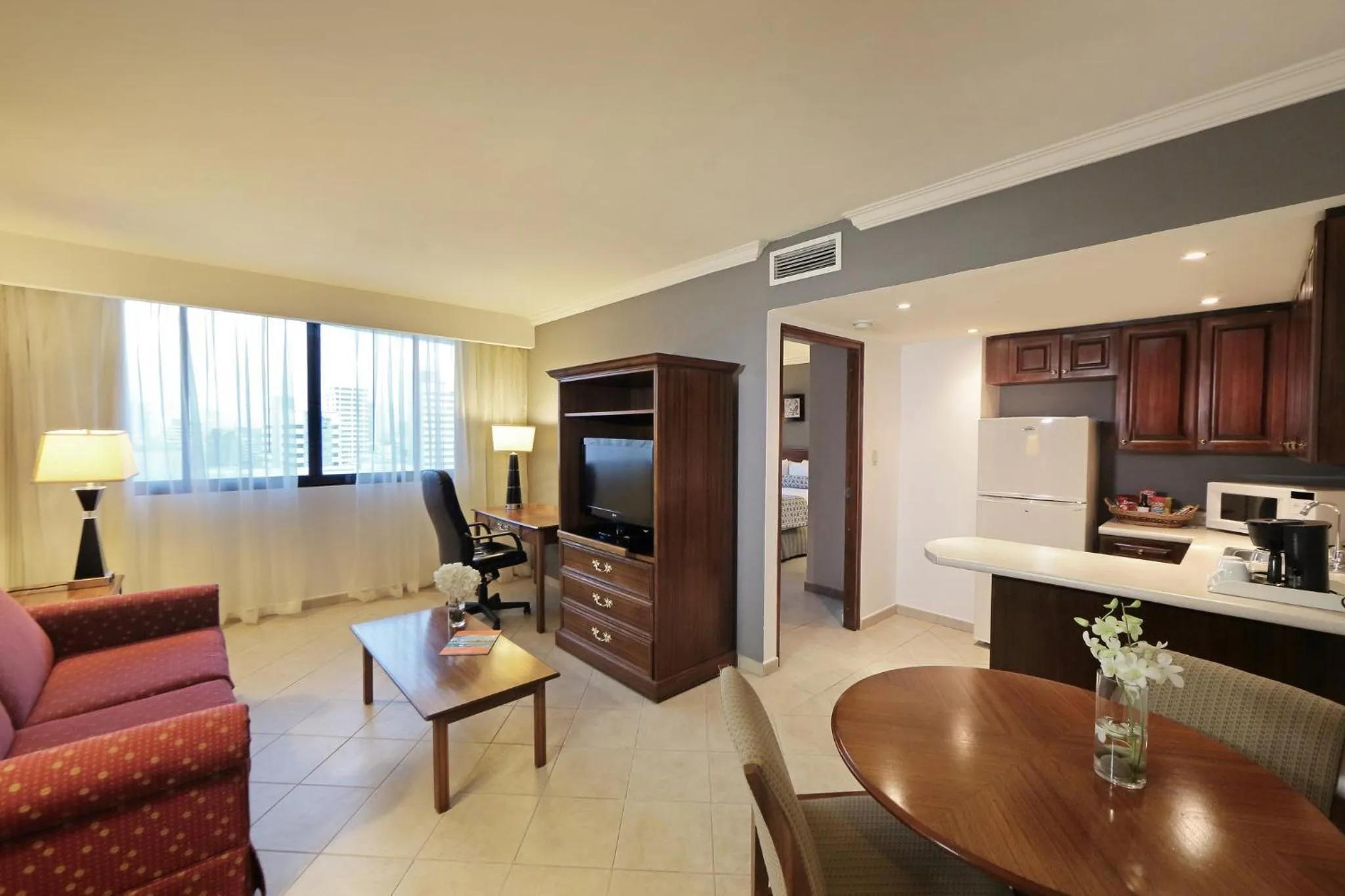 Photo of the whole room in Crowne Plaza Panama by IHG