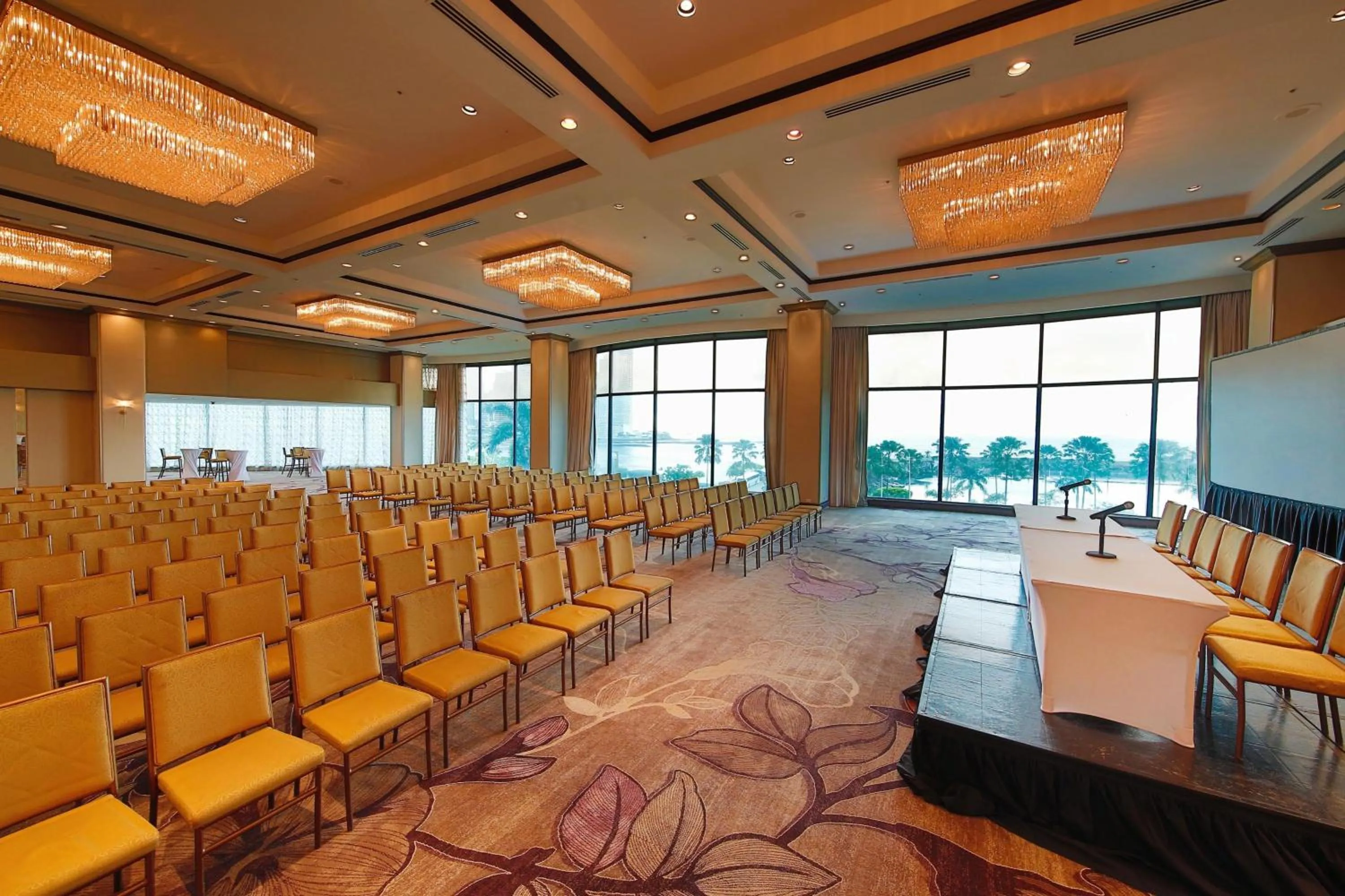 Meeting/conference room in Intercontinental Miramar Panama by IHG