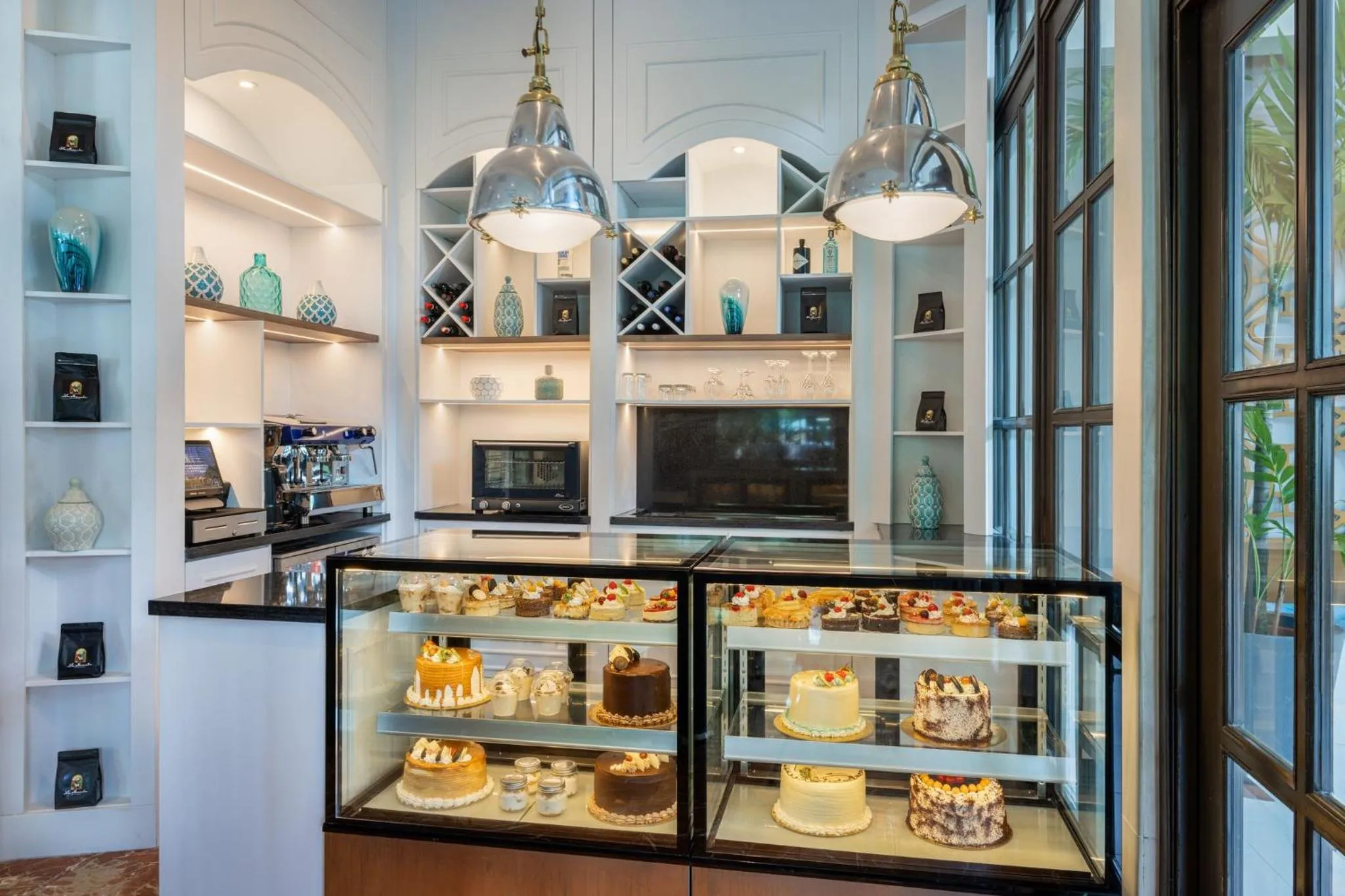 Restaurant/places to eat in Intercontinental Miramar Panama by IHG