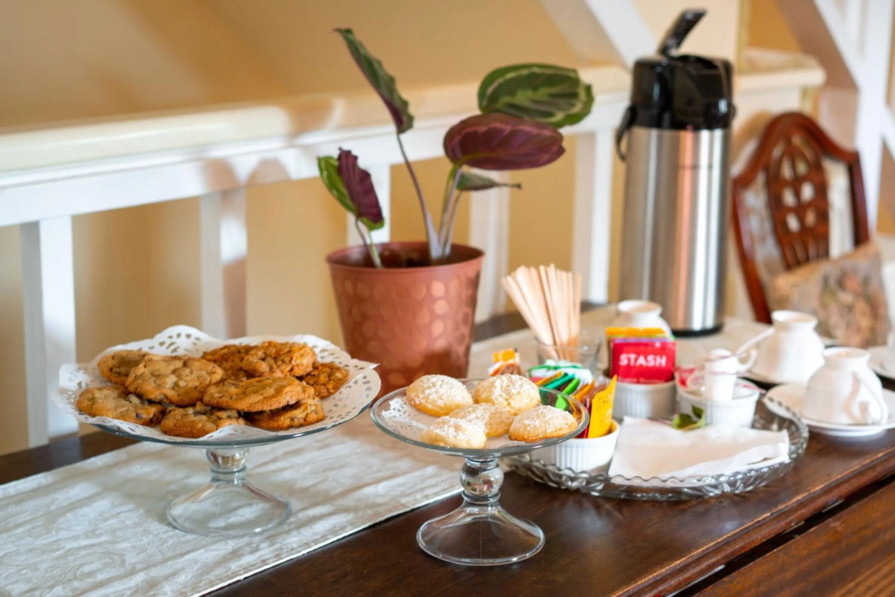 Headlands Inn Bed and Breakfast