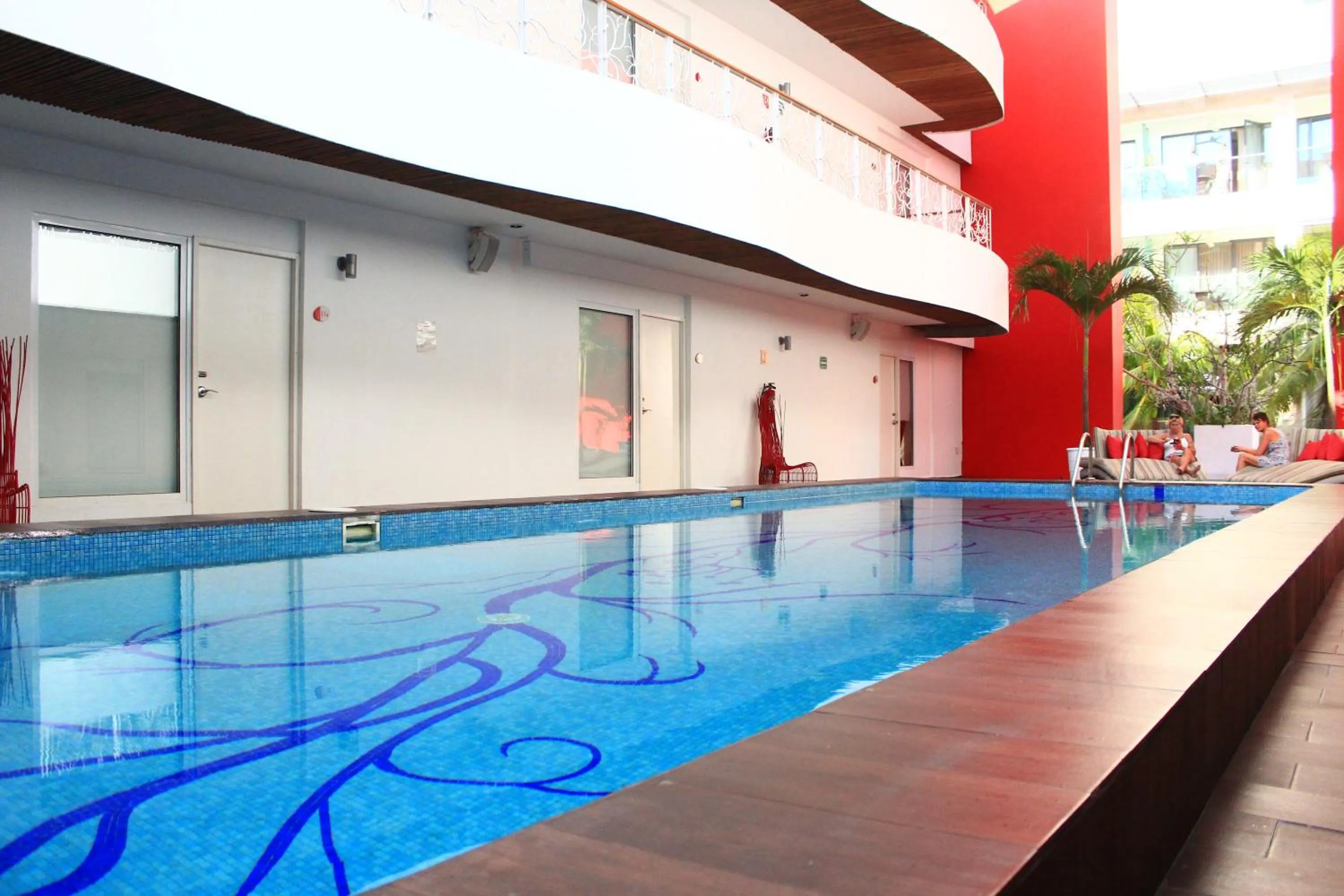 Swimming pool in In Fashion Hotel & Spa