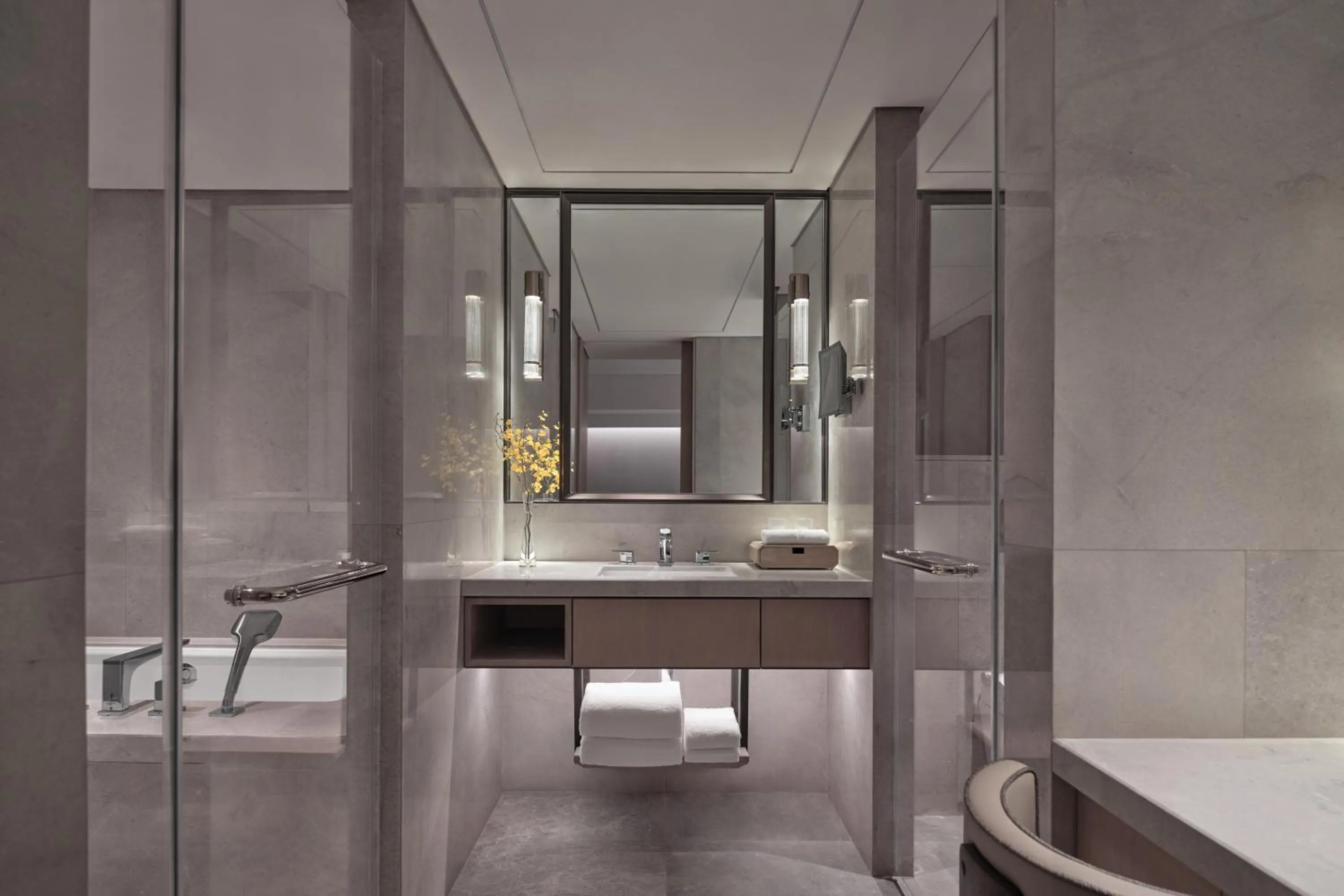 Toilet in Grand Hyatt Beijing