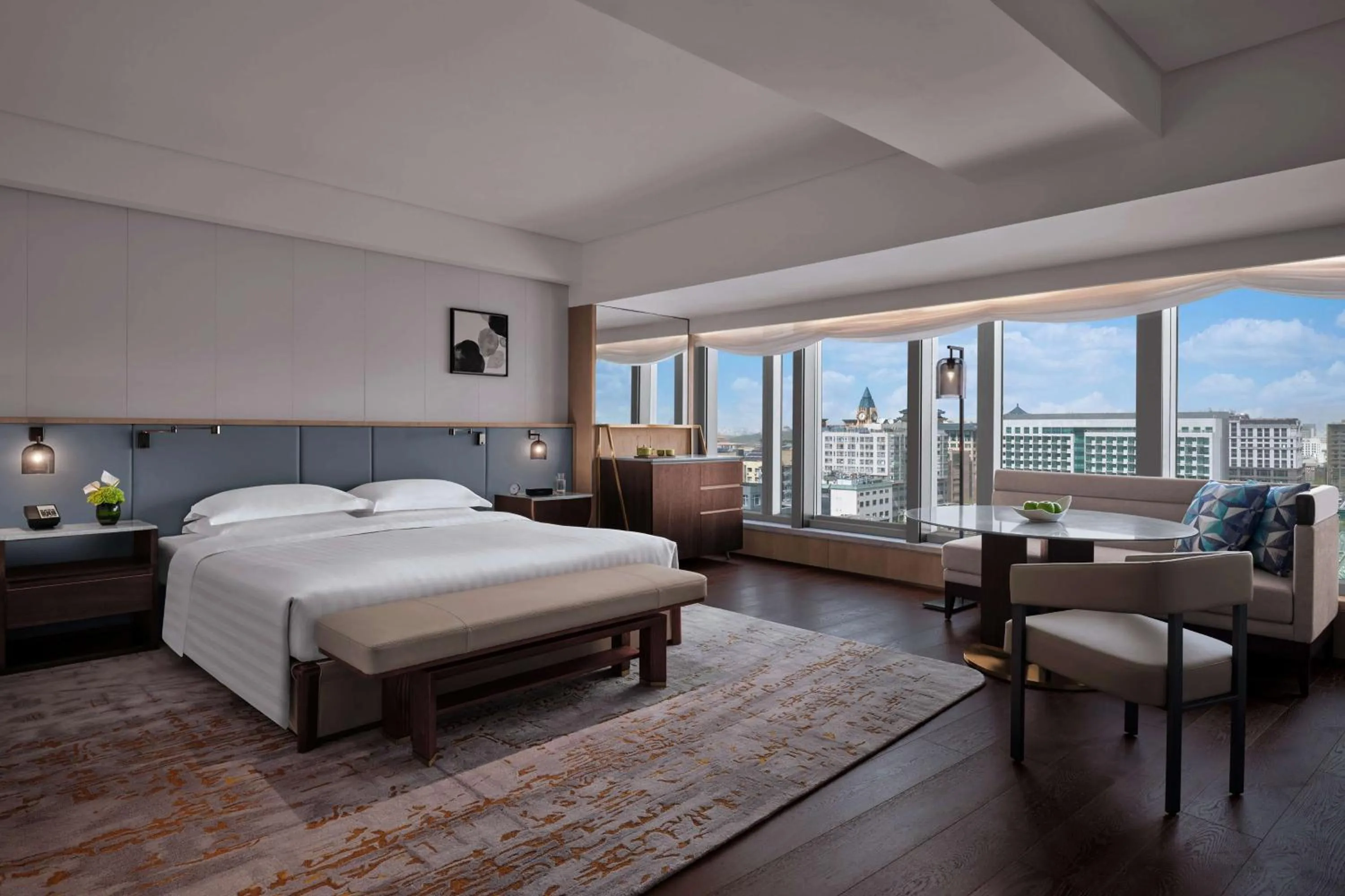 Bedroom, Bed in Grand Hyatt Beijing