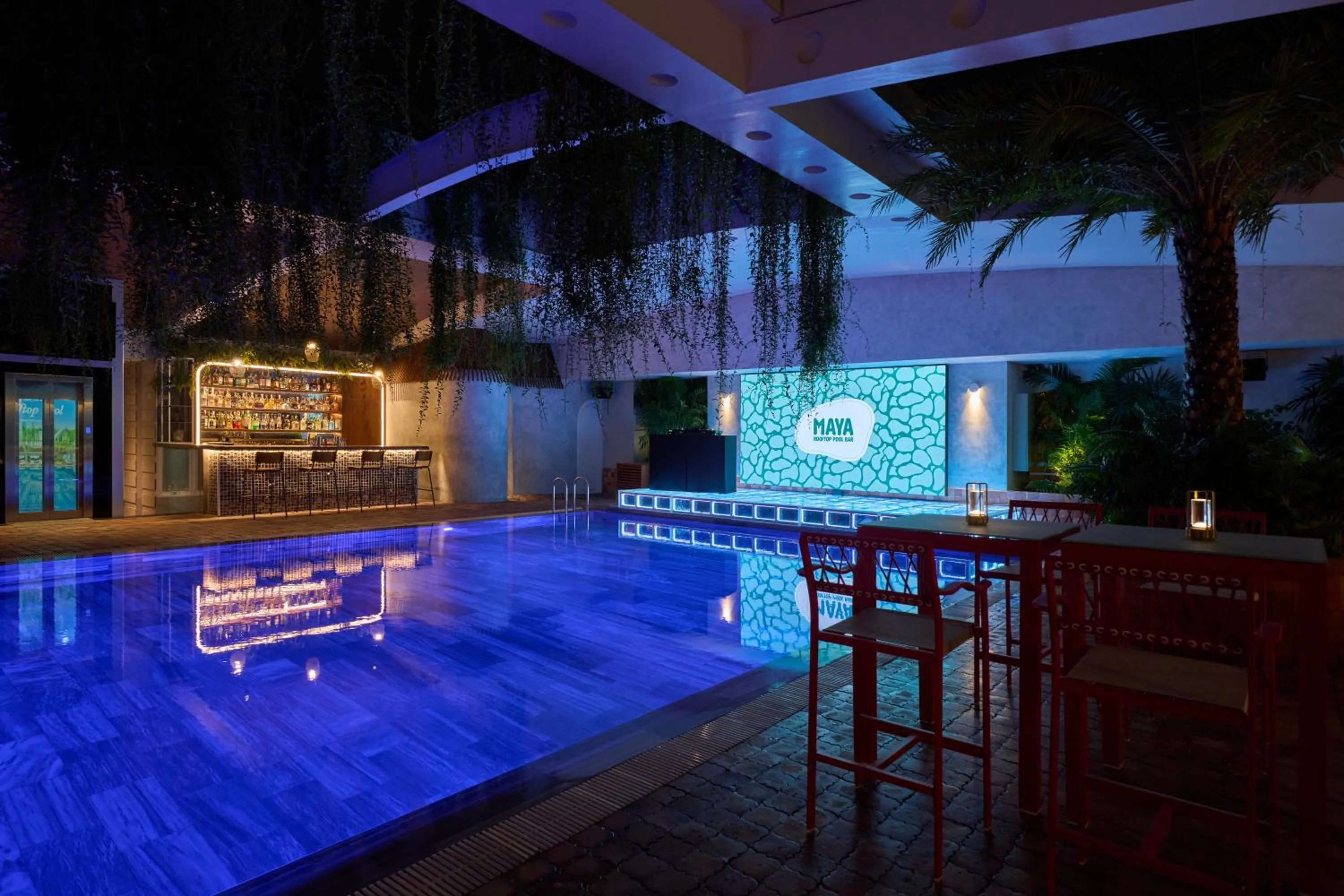 Lounge or bar in Silverland Mây Hotel