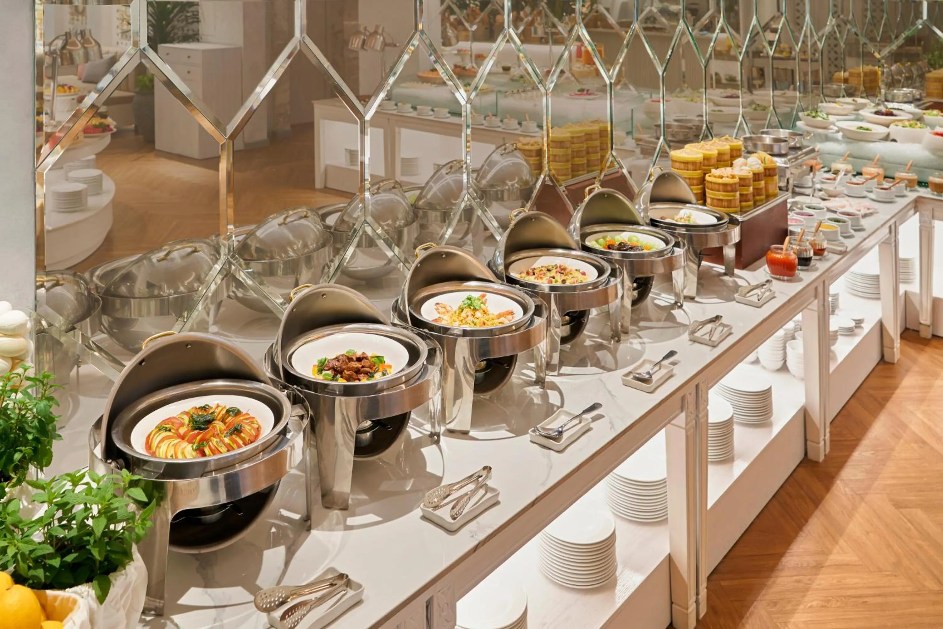 Buffet breakfast in Silverland Mây Hotel