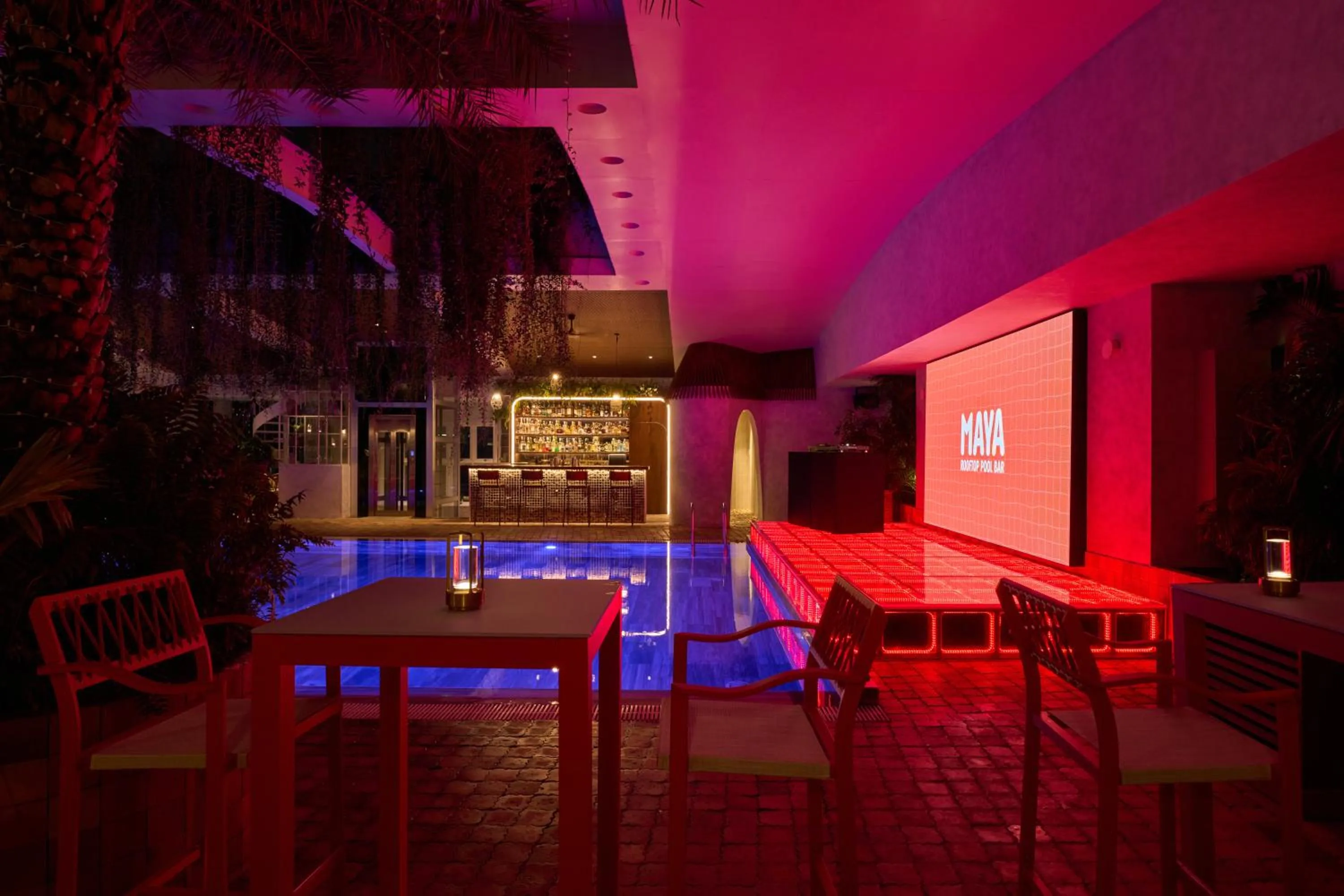 Lounge or bar in Silverland Mây Hotel