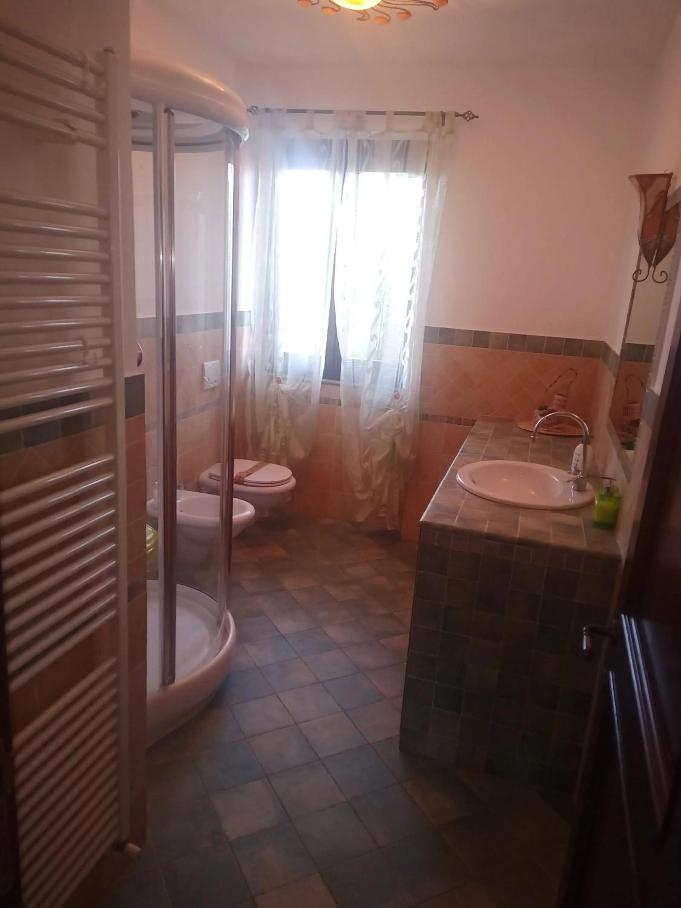 Shower in B&B La poeta