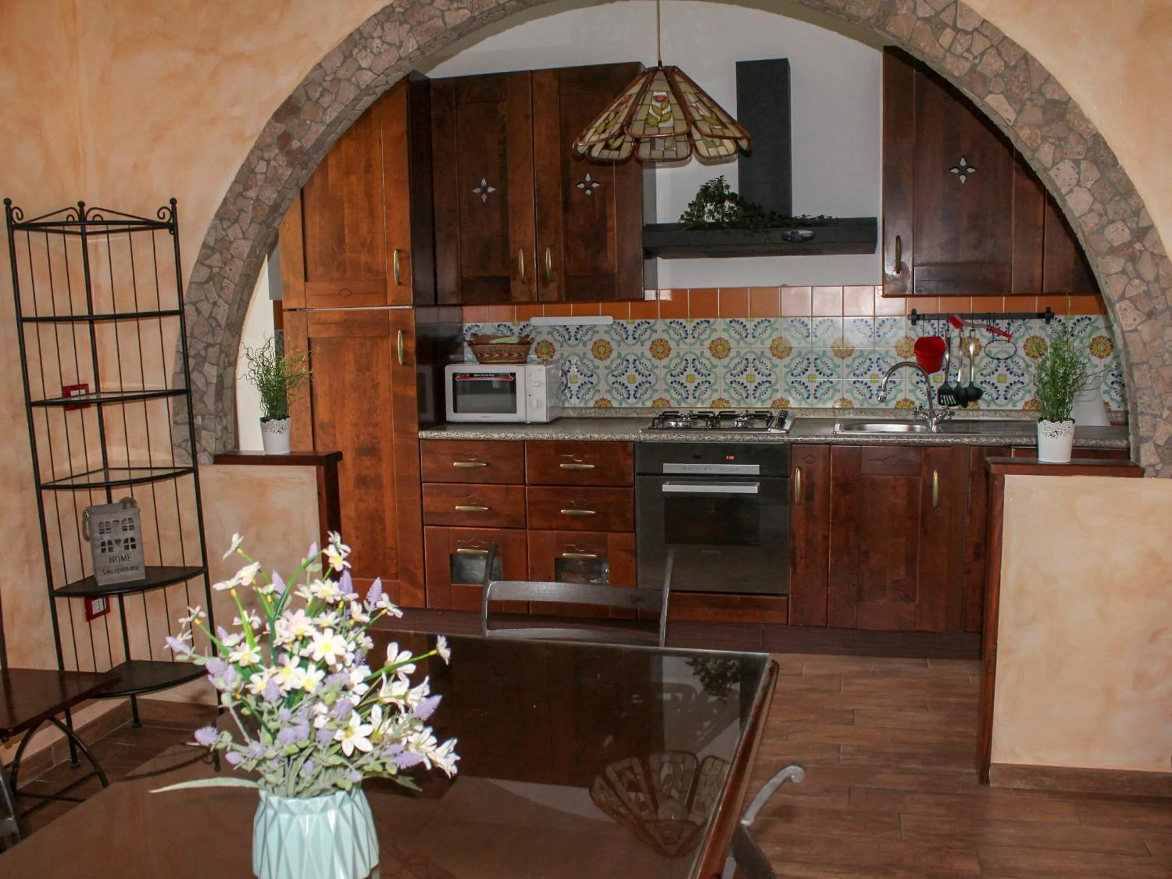 Kitchen or kitchenette in B&B La poeta