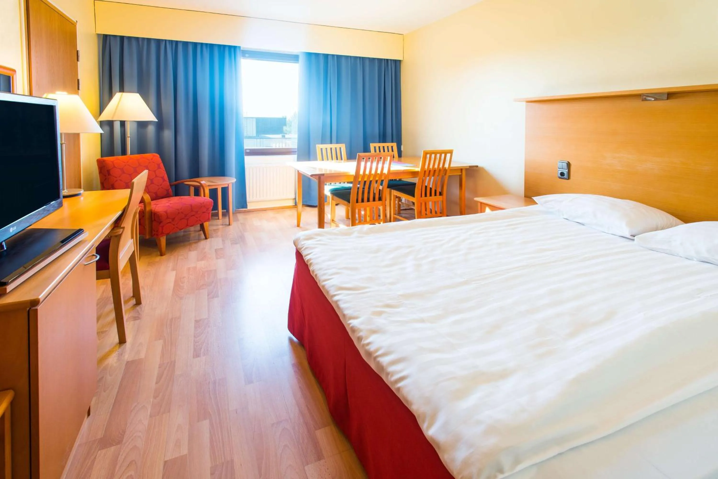 Bedroom, Bed in Scandic Kemi