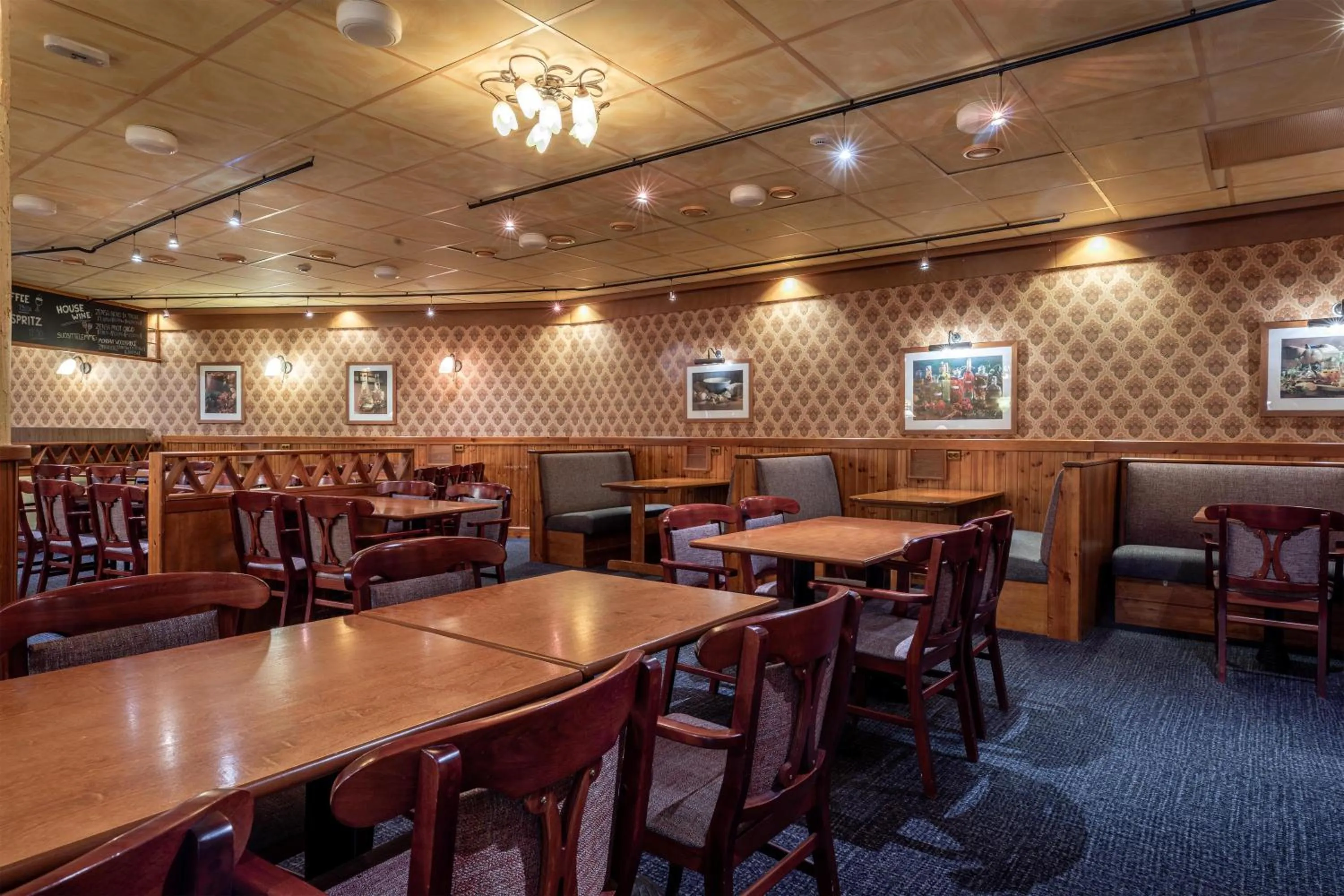 Restaurant/places to eat in Scandic Kemi