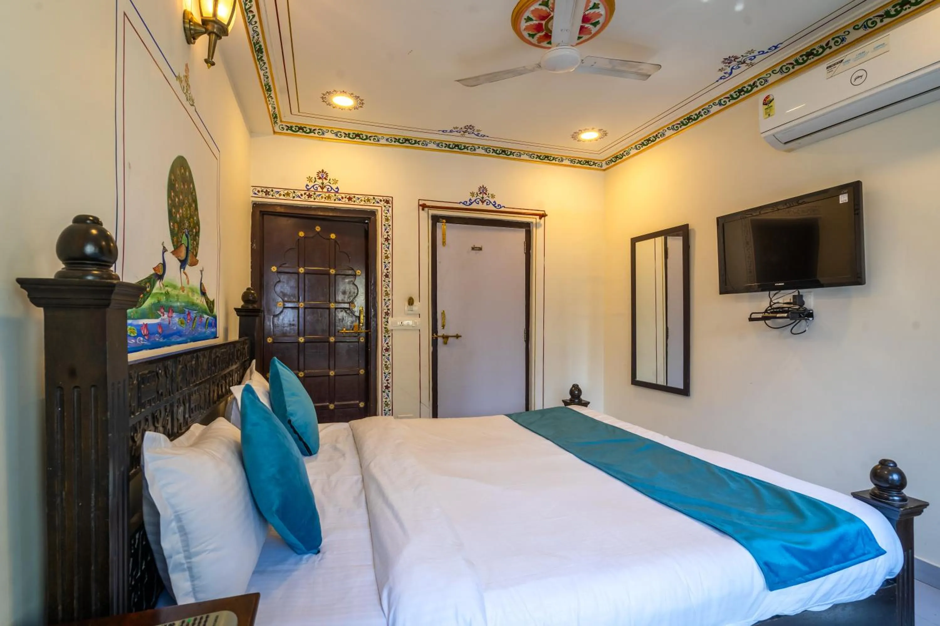 Bedroom, Bed in Storica Stays Panorama Haveli Udaipur