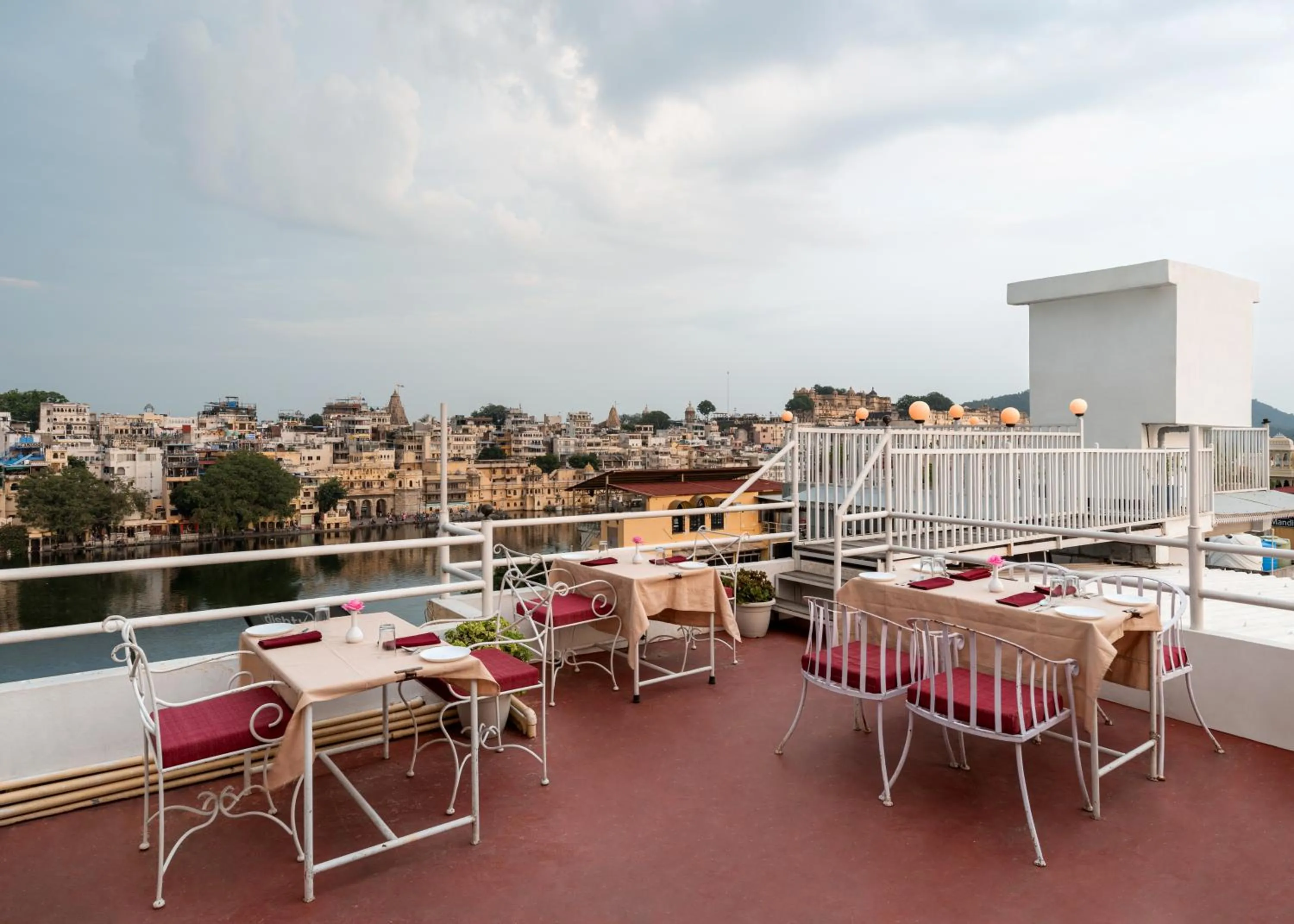 Restaurant/places to eat in Storica Stays Panorama Haveli Udaipur