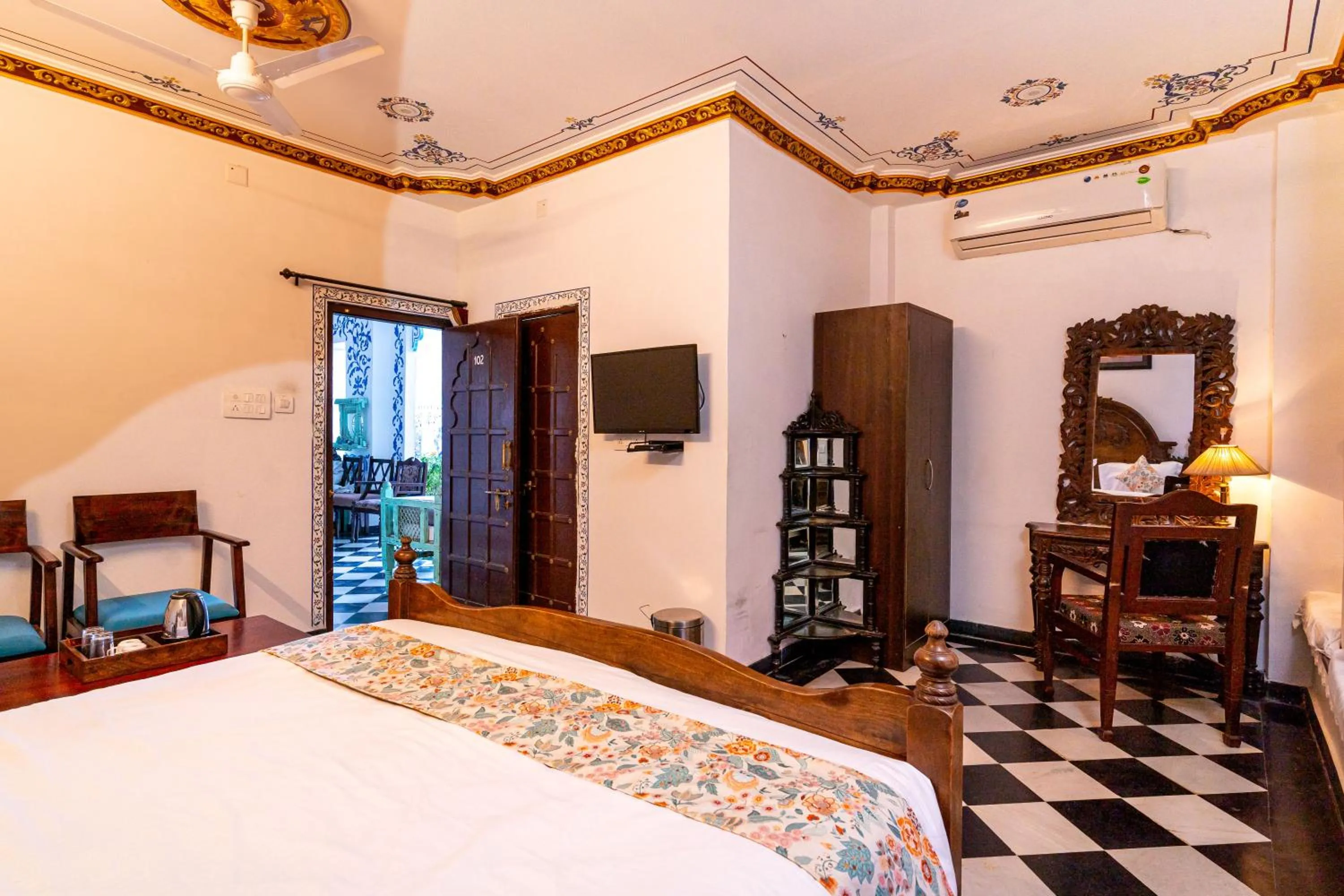 Bedroom, Bed in Storica Stays Panorama Haveli Udaipur