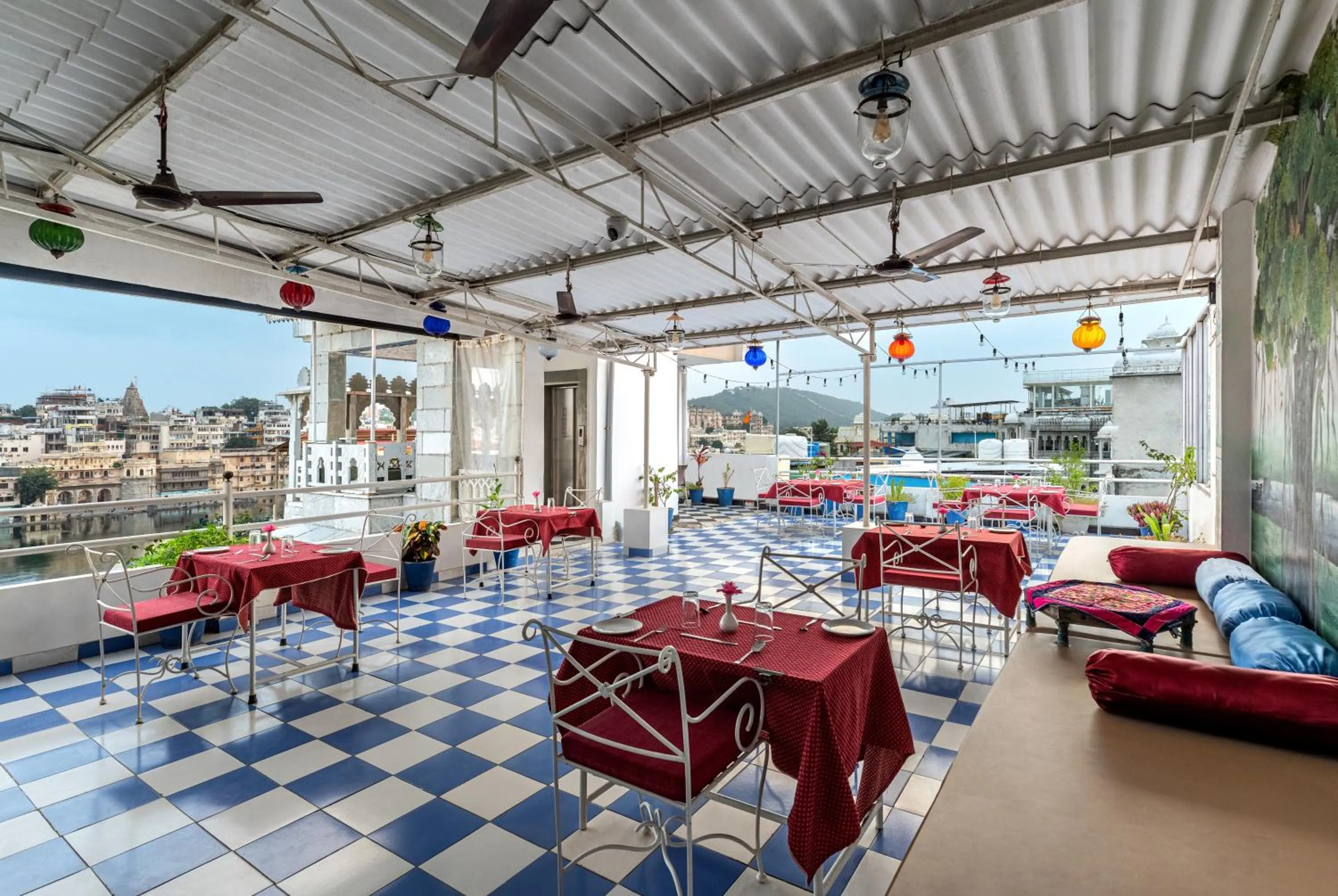 Restaurant/places to eat in Storica Stays Panorama Haveli Udaipur