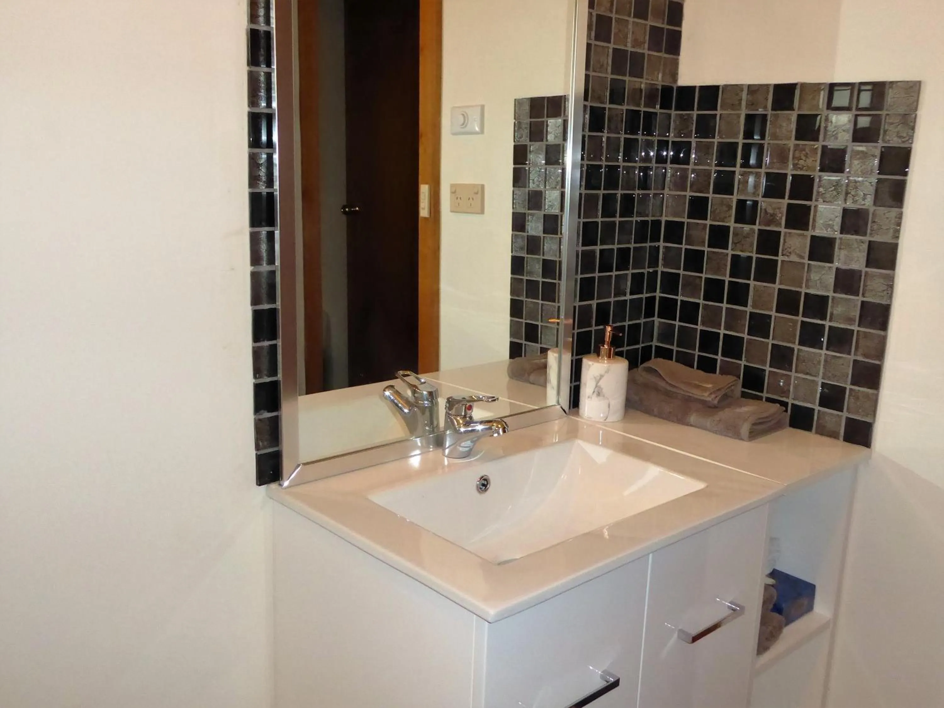 Bathroom in Platypus Park Country Retreat