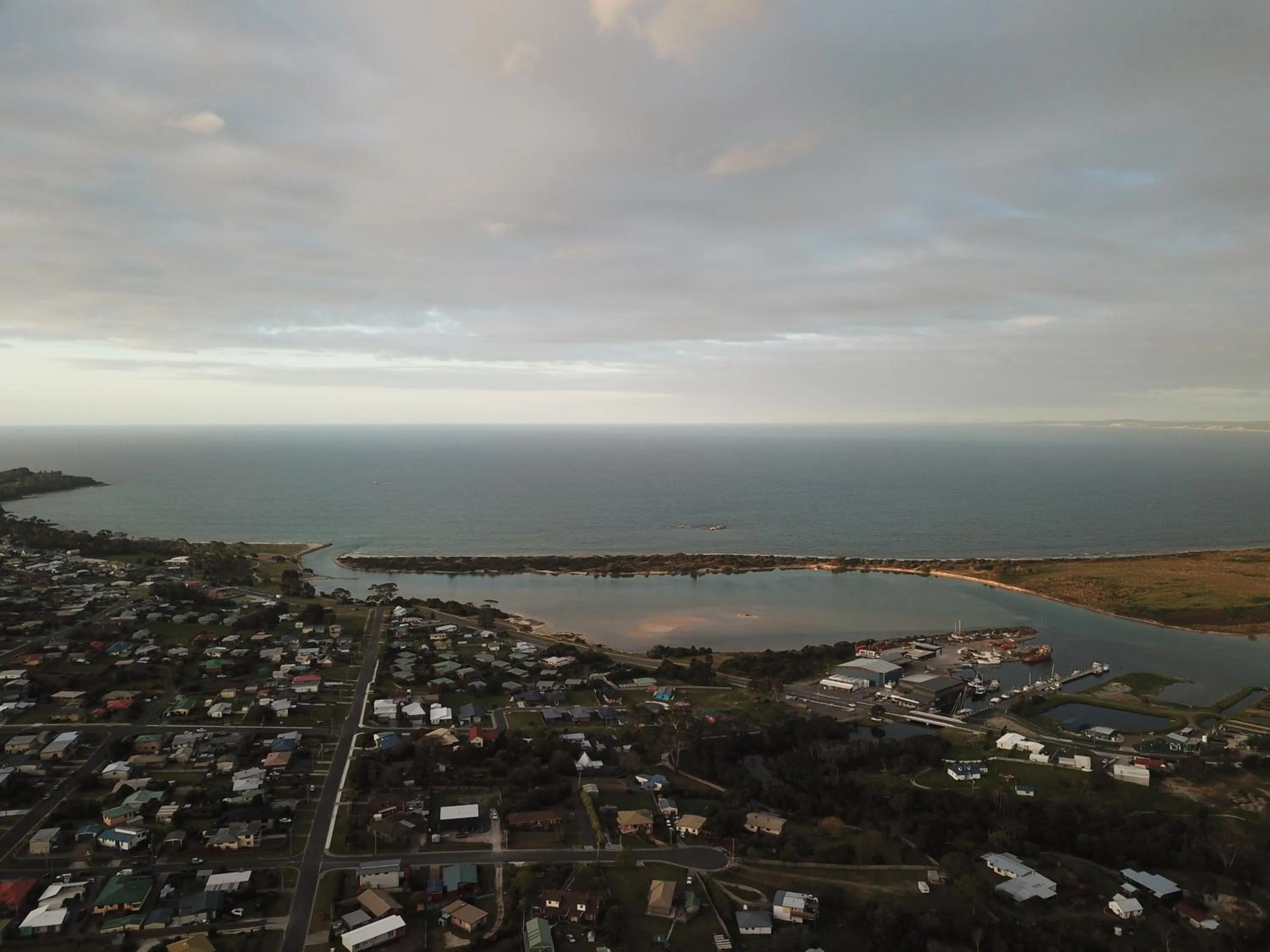 Neighbourhood in Platypus Park Country Retreat