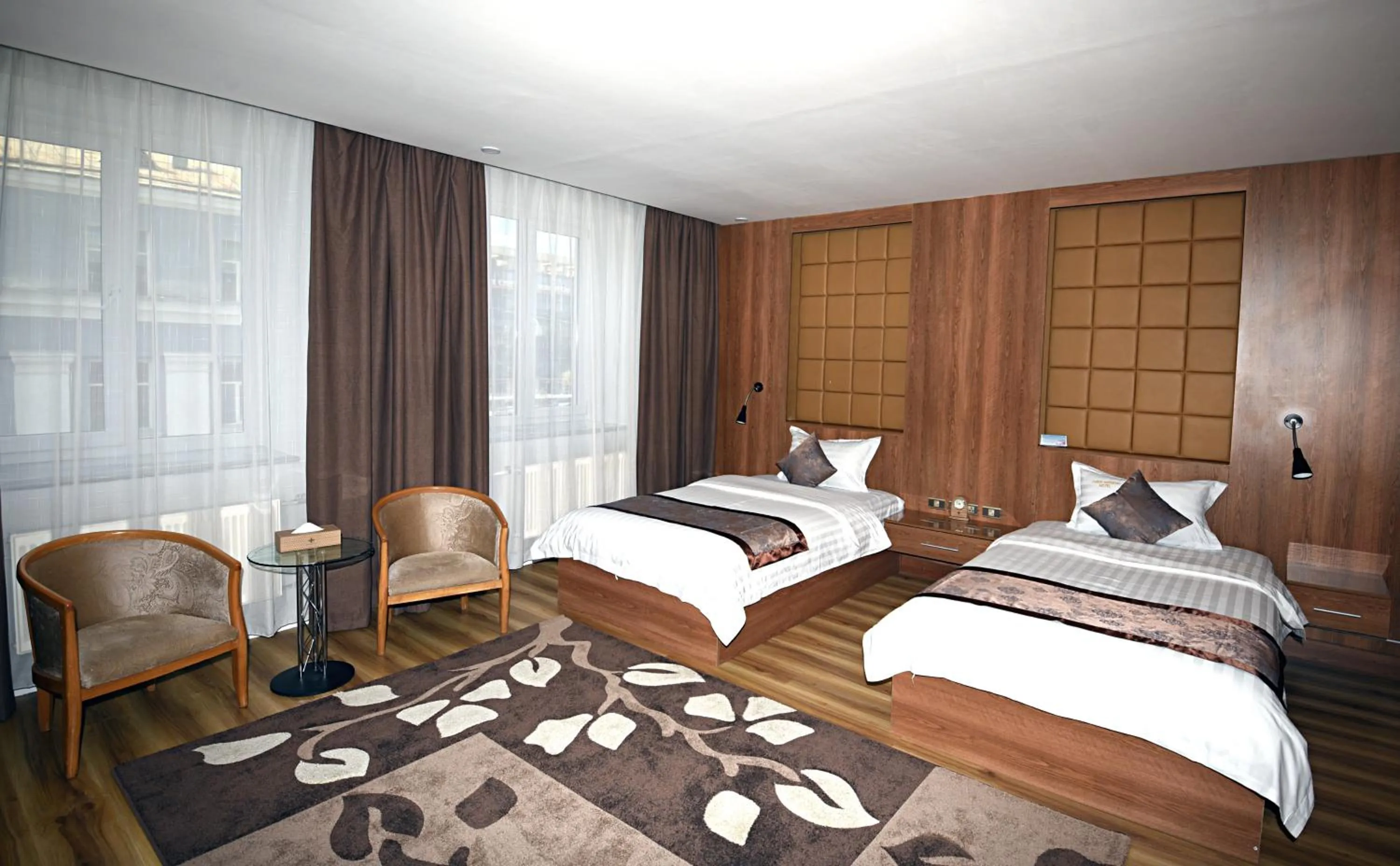 Photo of the whole room, Bed in Puma Imperial Hotel